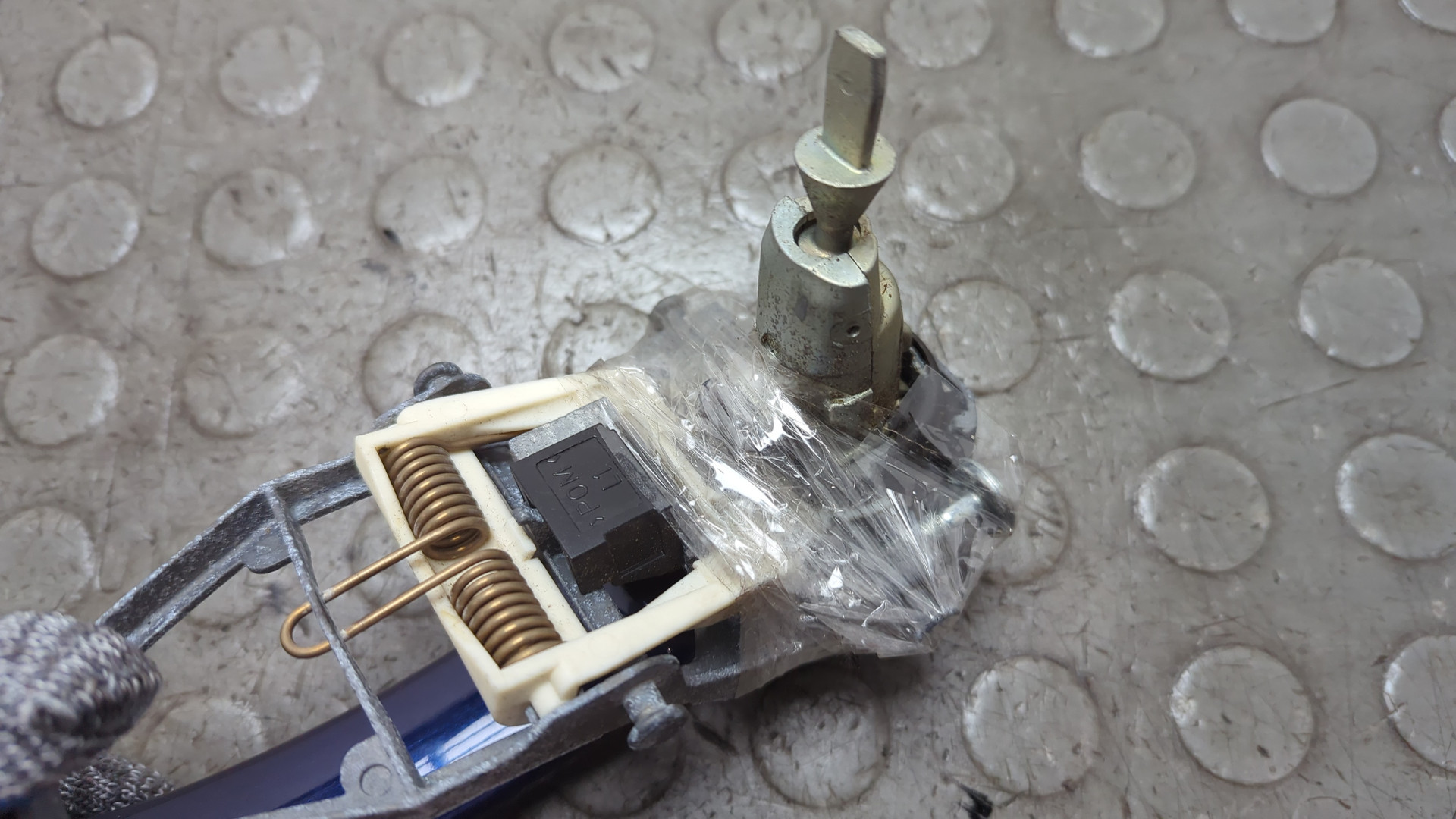 Ручка двери наружная