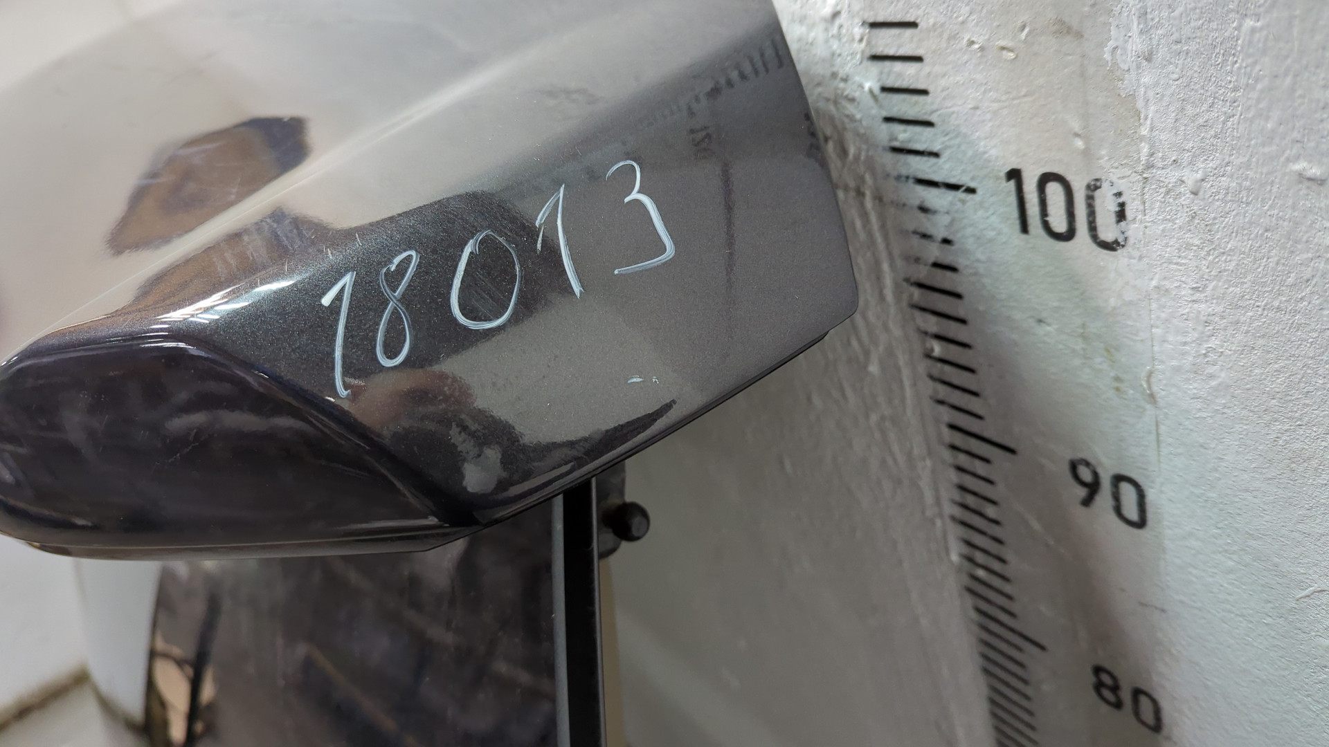 Дверь багажника