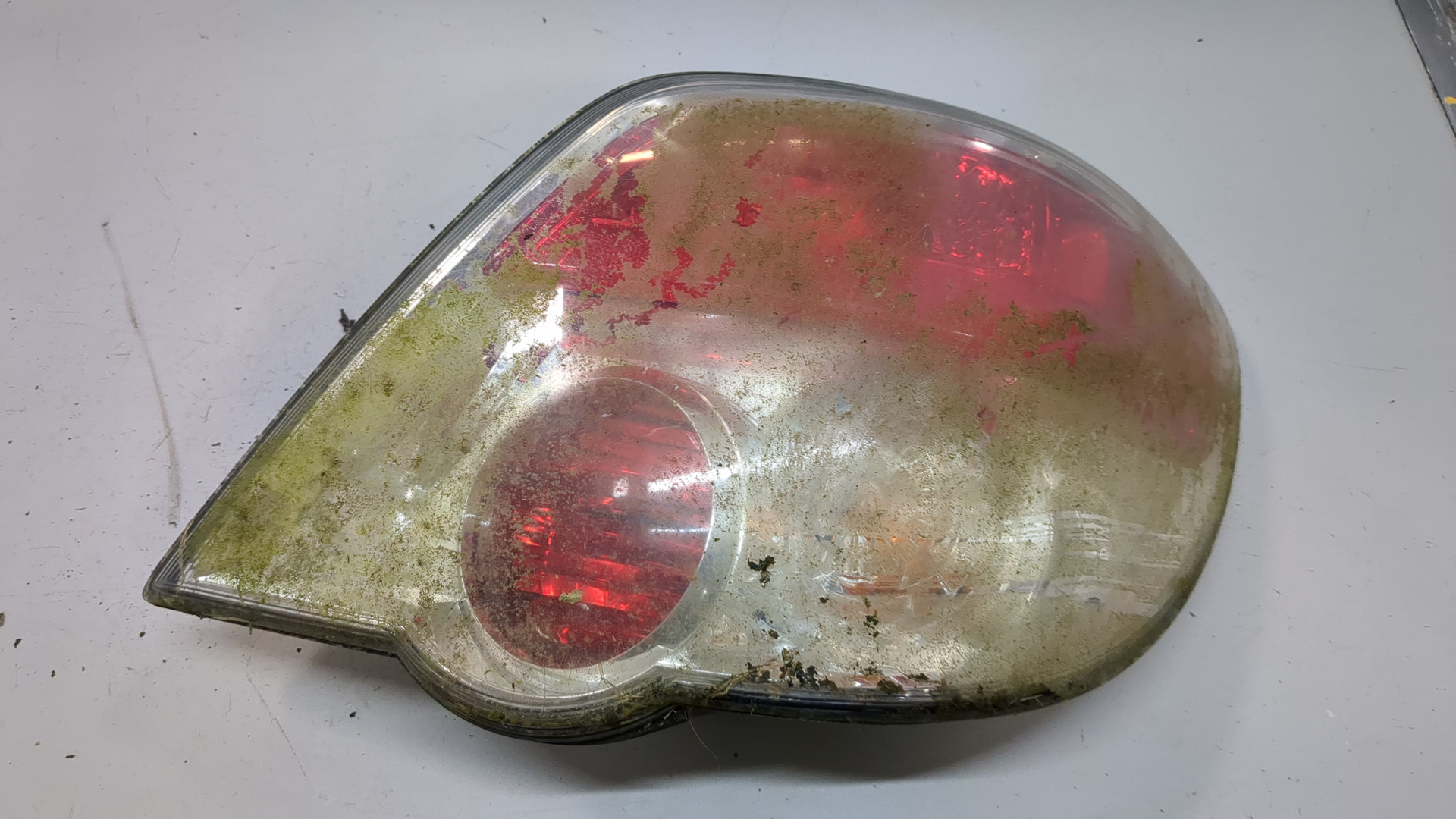 Фонарь задний правый