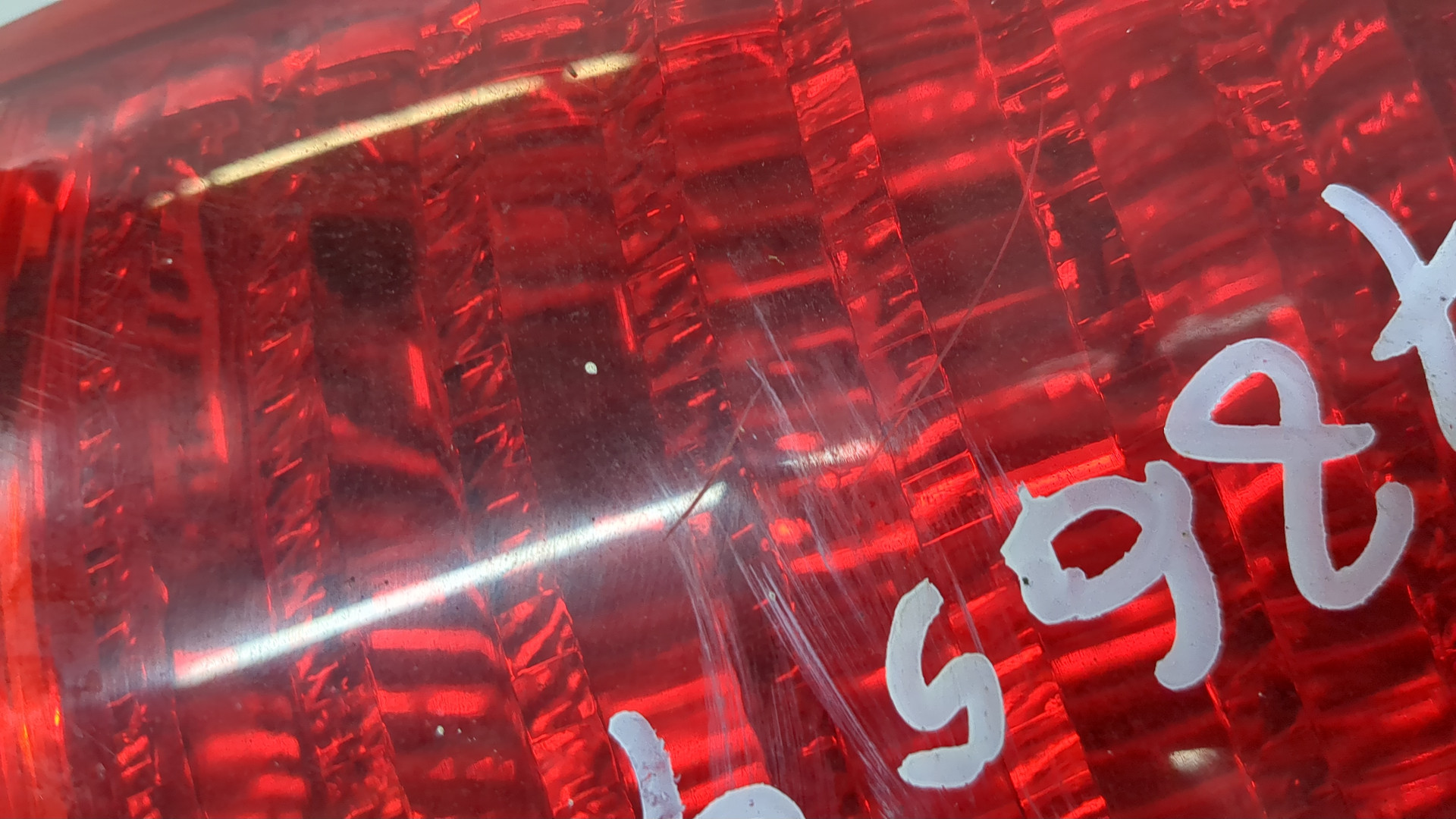 Фонарь задний левый