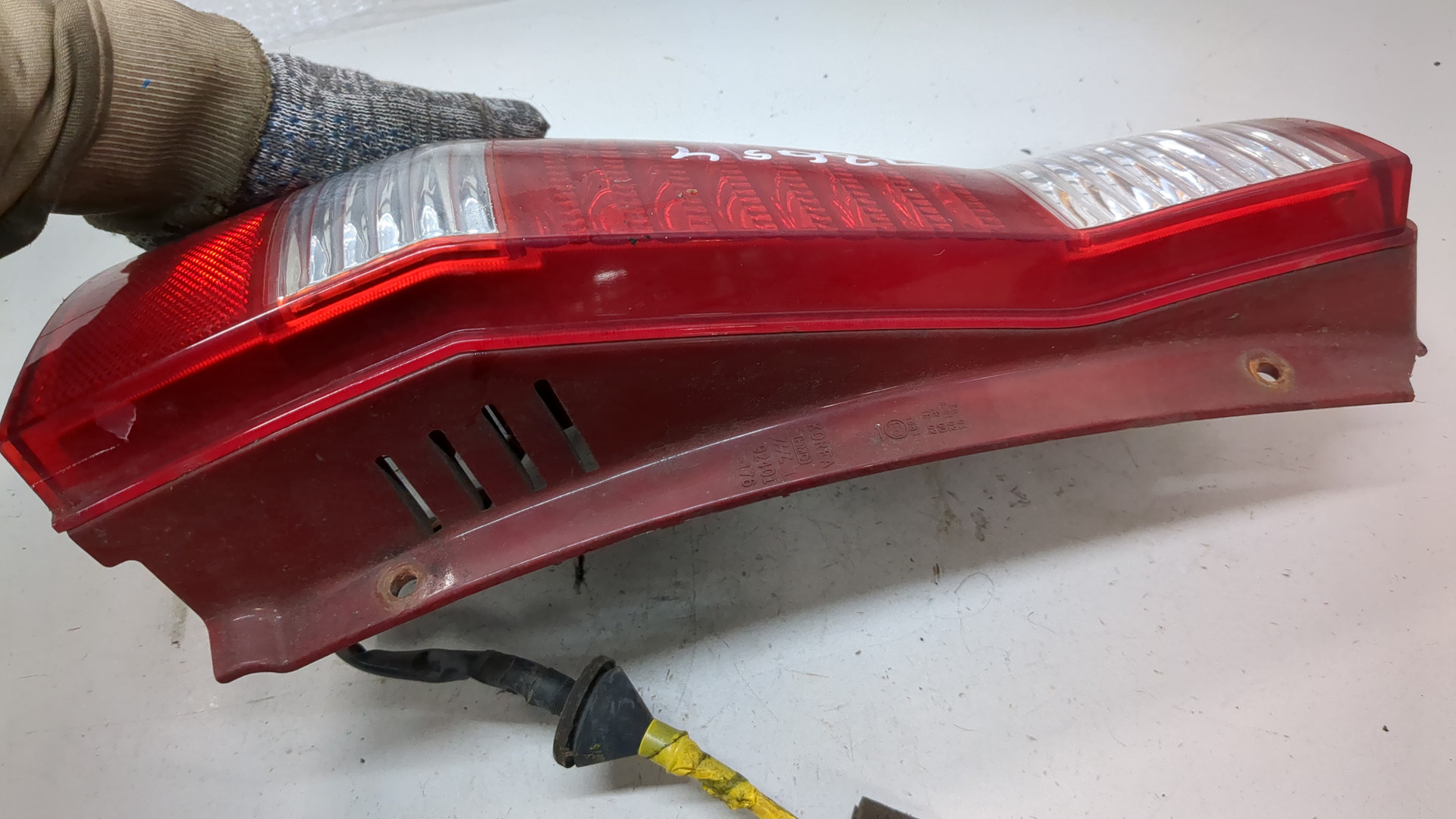 Фонарь задний левый