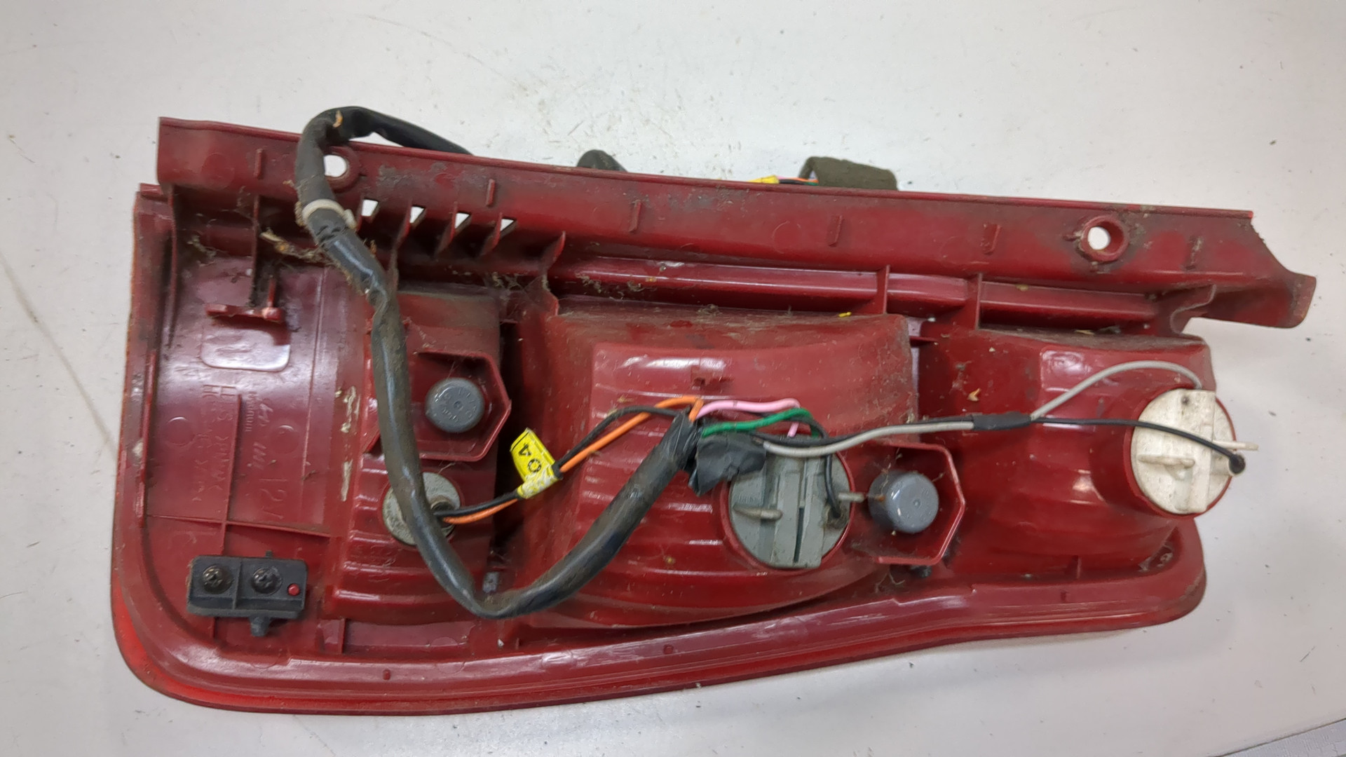 Фонарь задний левый