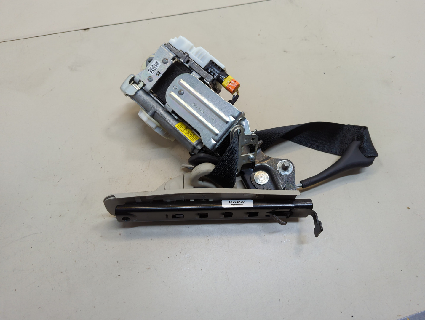 Ремень безопасности