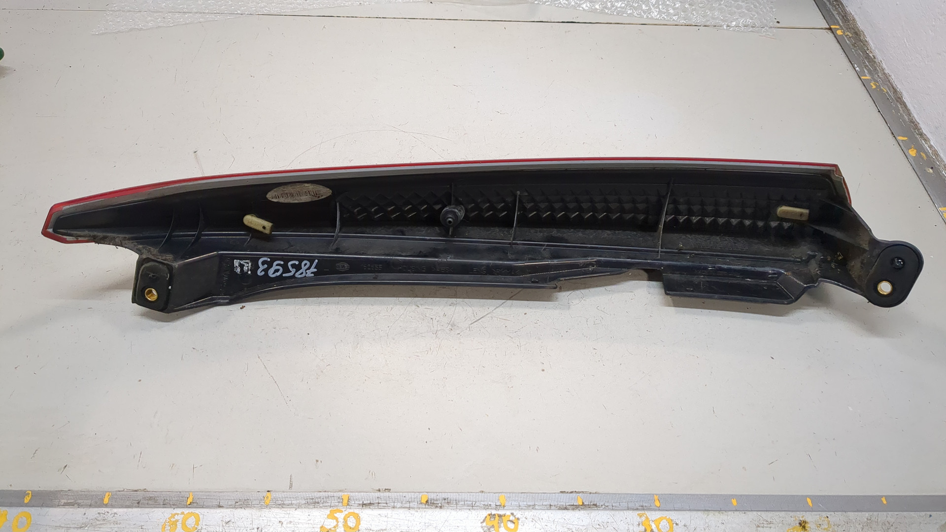 Фонарь задний левый