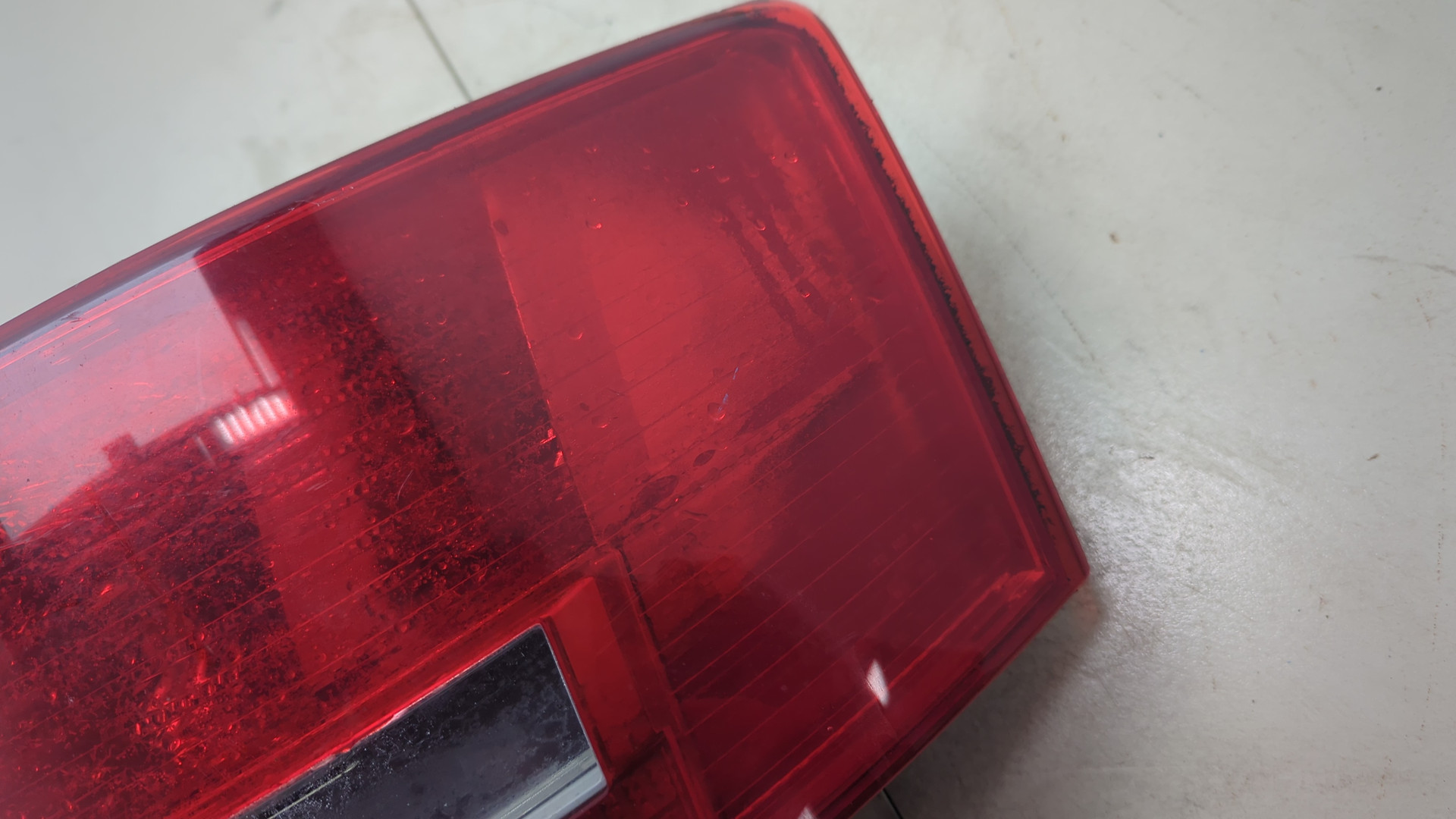 Фонарь задний правый