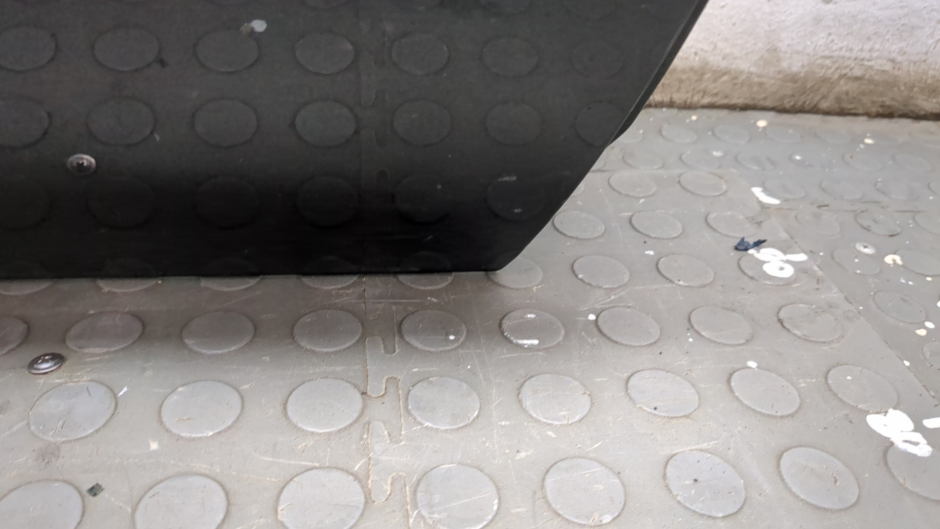 Дверь задняя правая