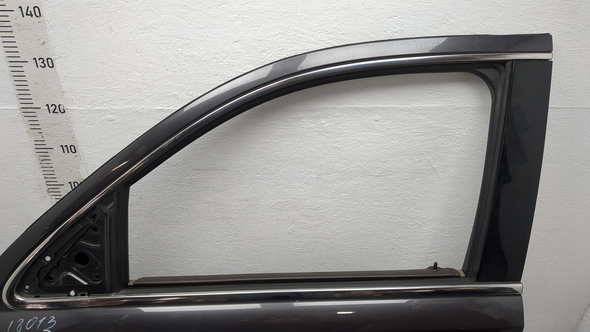 Дверь передняя левая