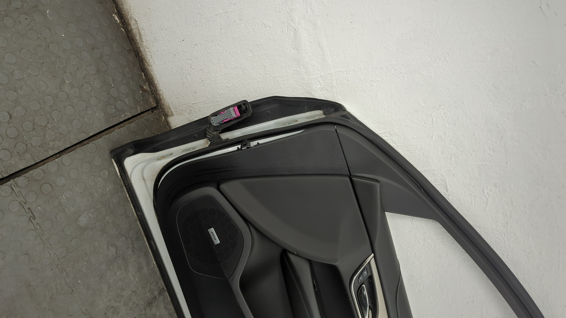 Дверь передняя правая