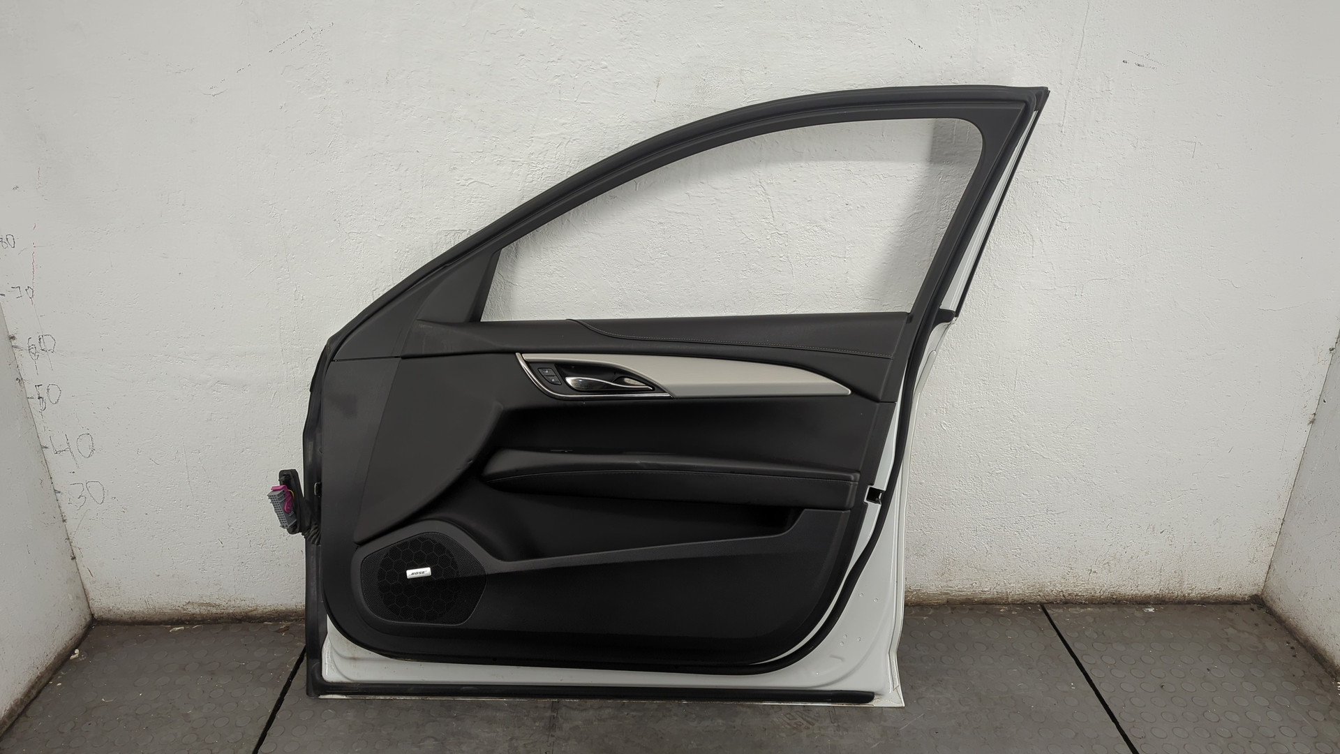 Дверь передняя правая