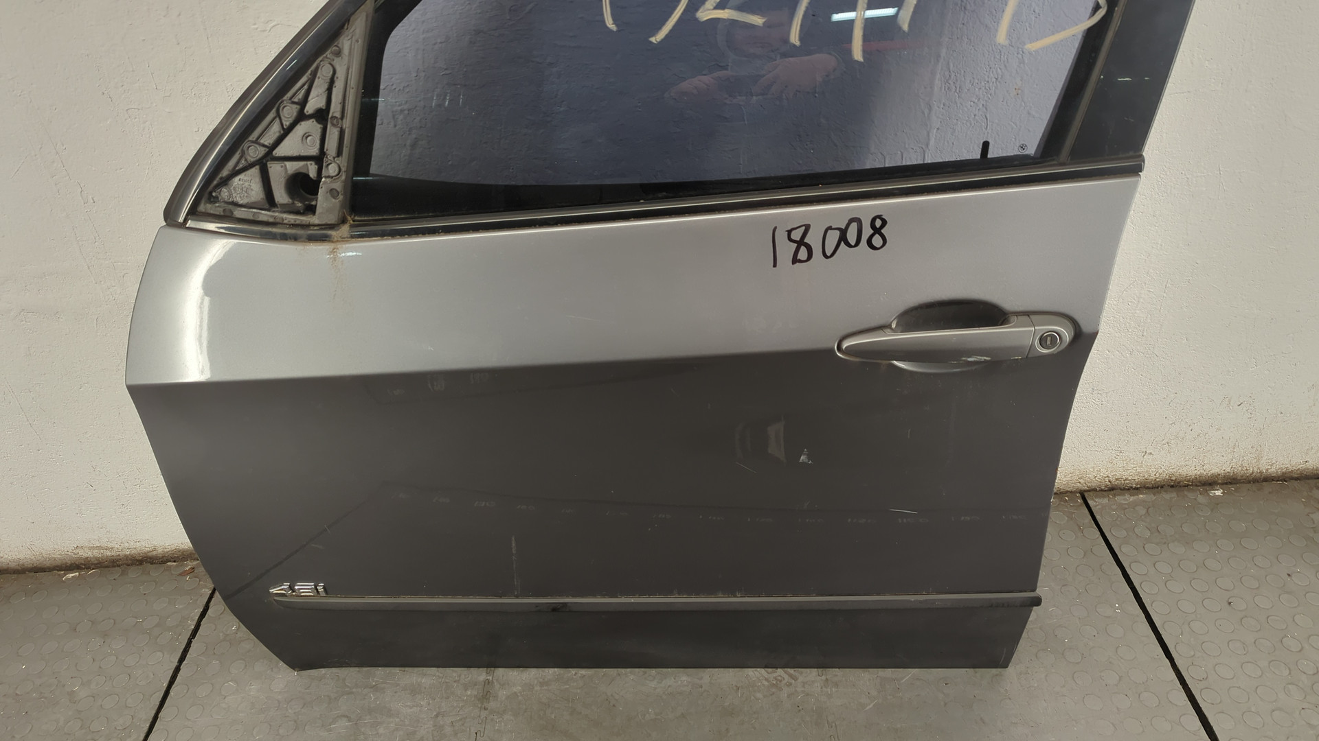 Дверь передняя левая