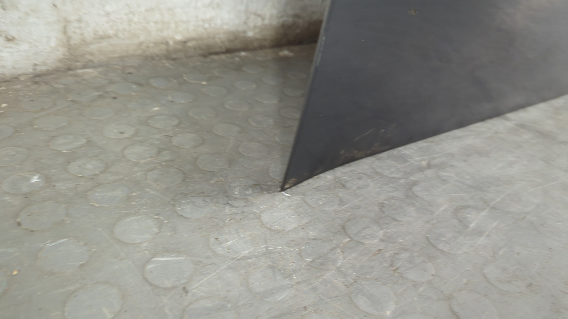 Дверь передняя левая