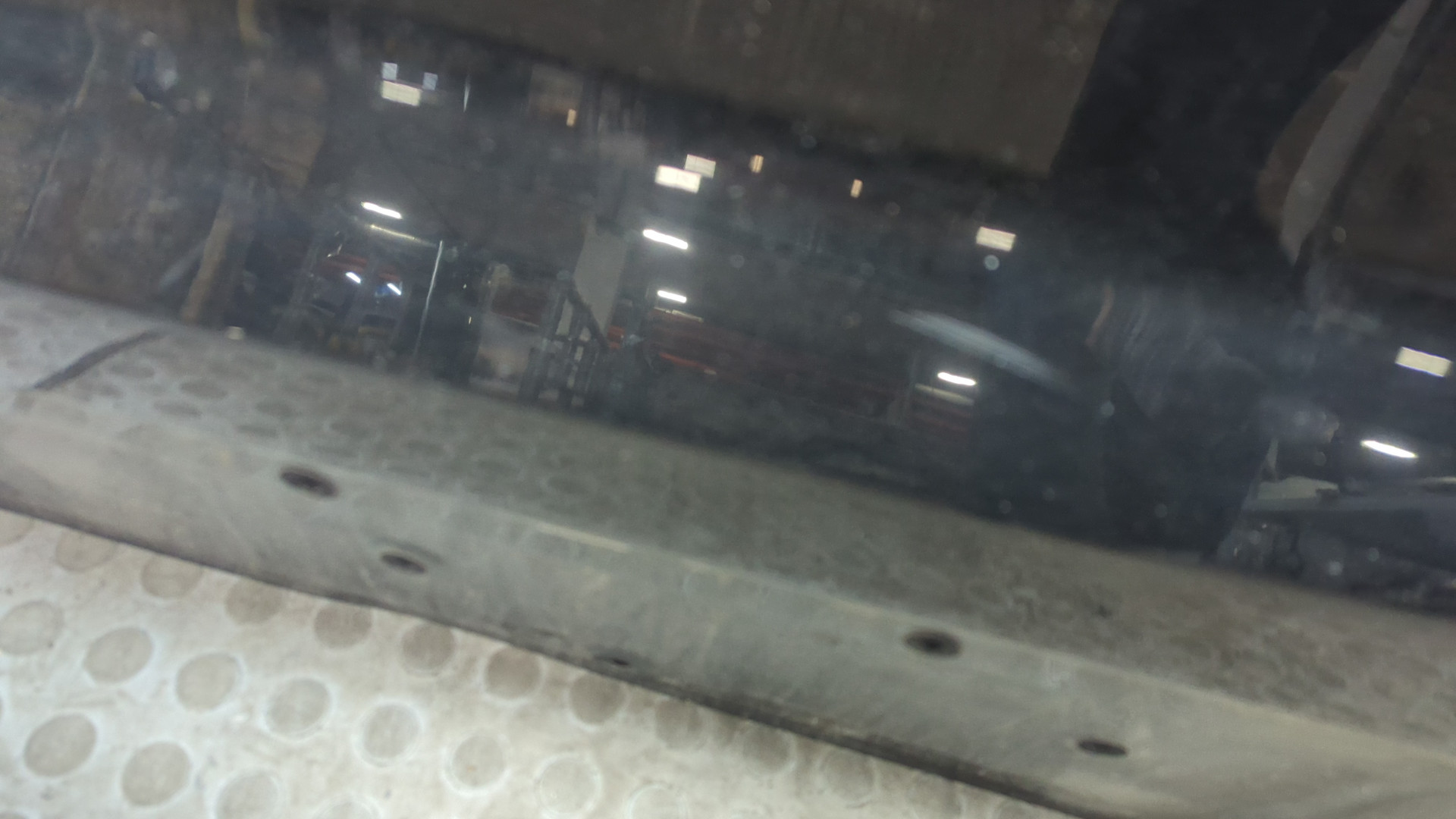 Дверь задняя левая