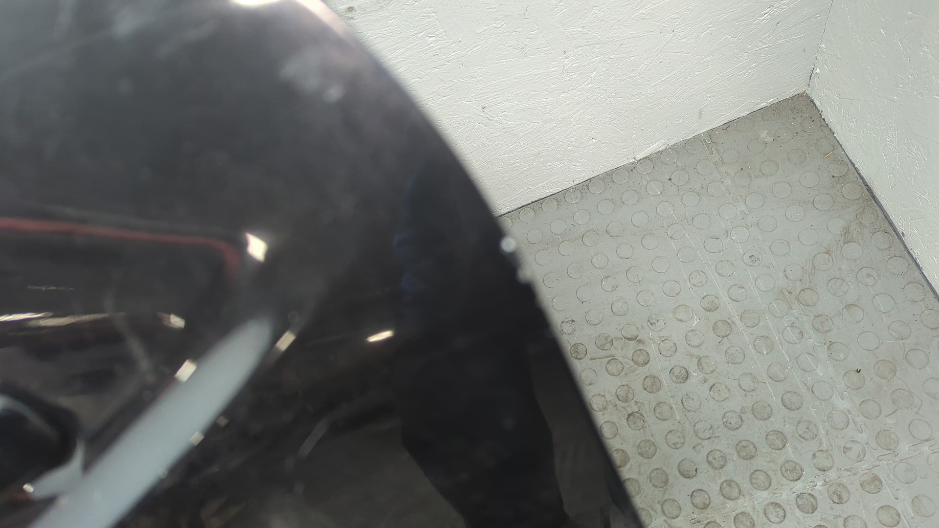 Дверь задняя левая