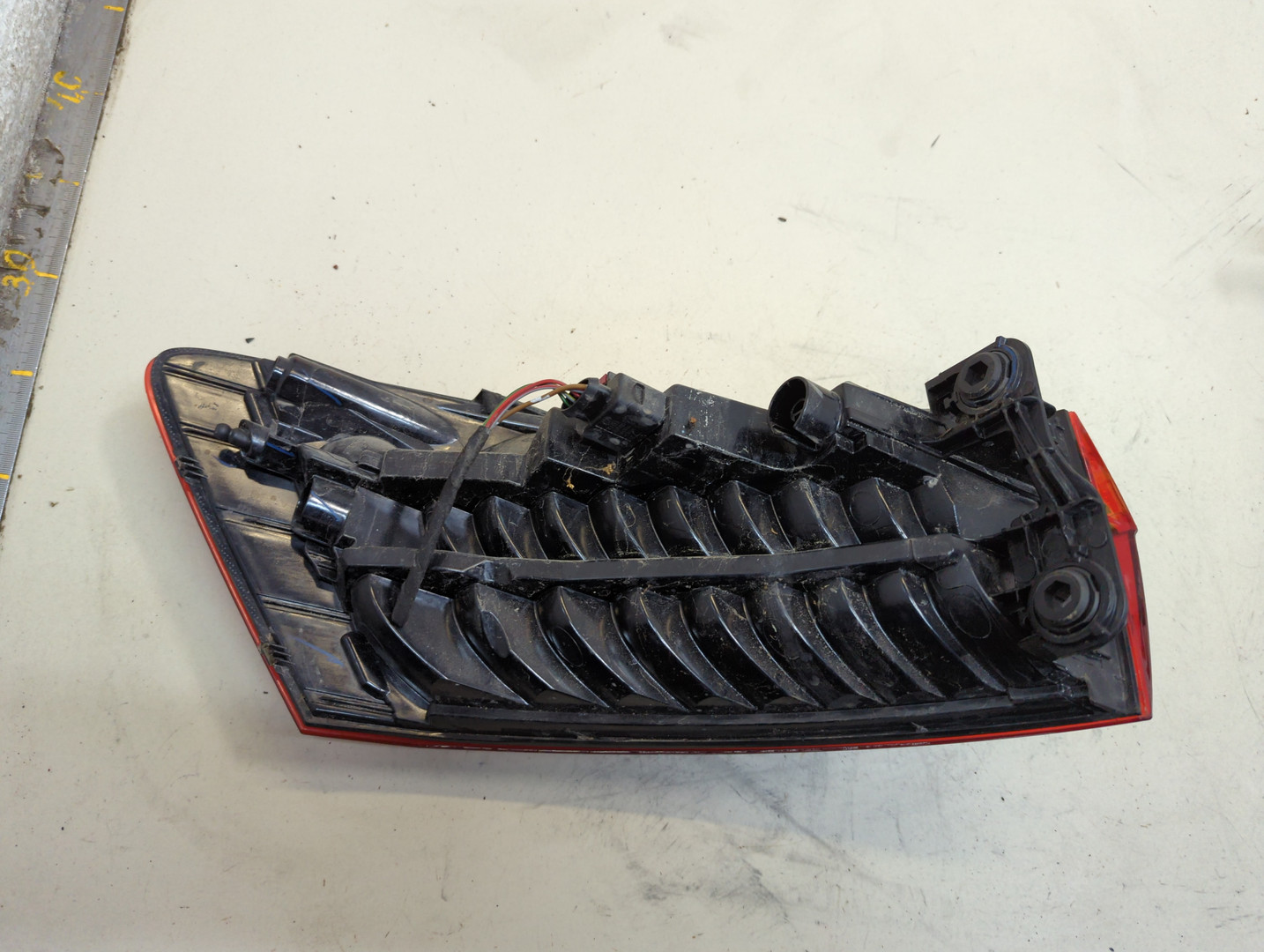 Фонарь задний правый