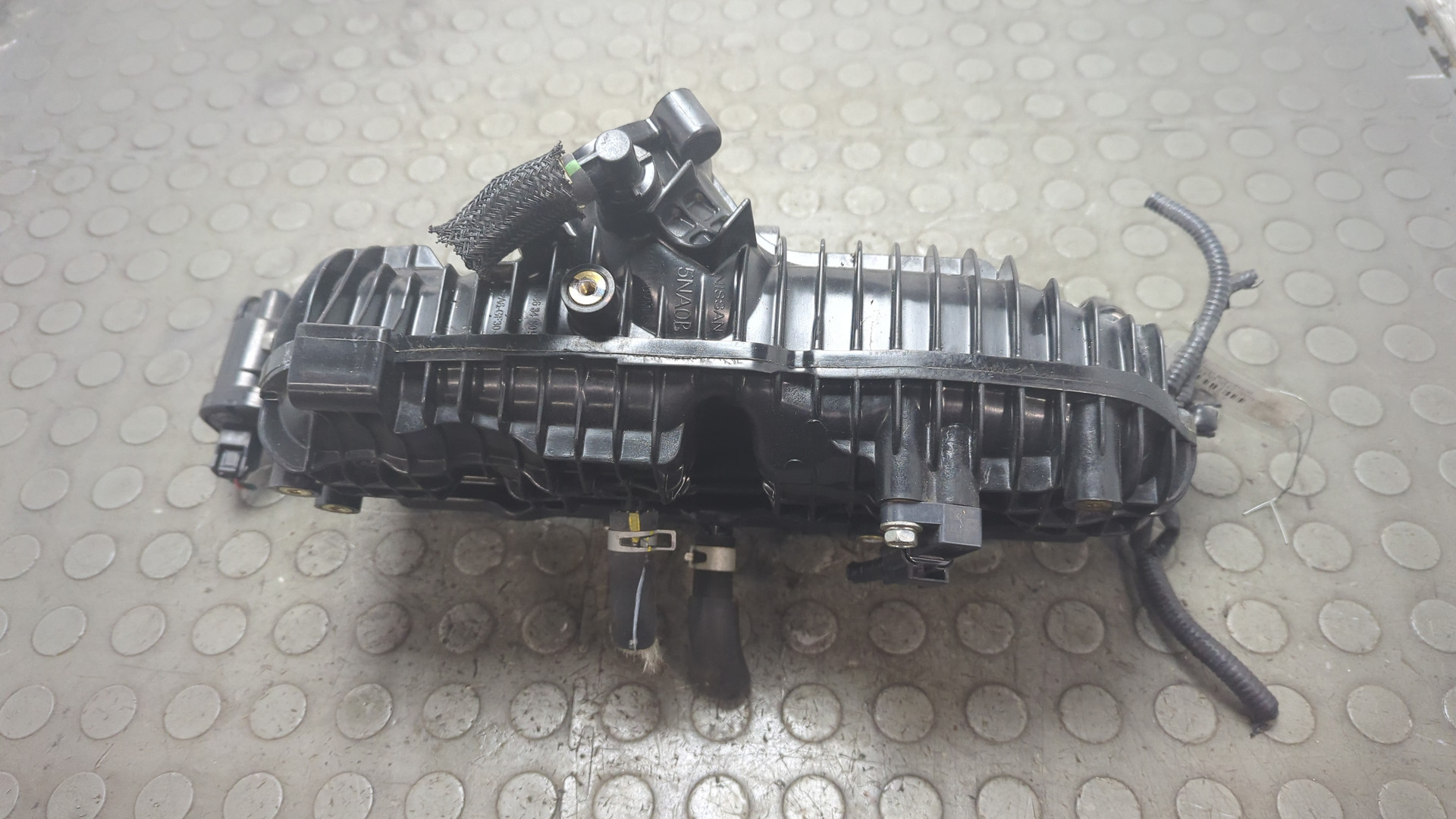 Коллектор впускной