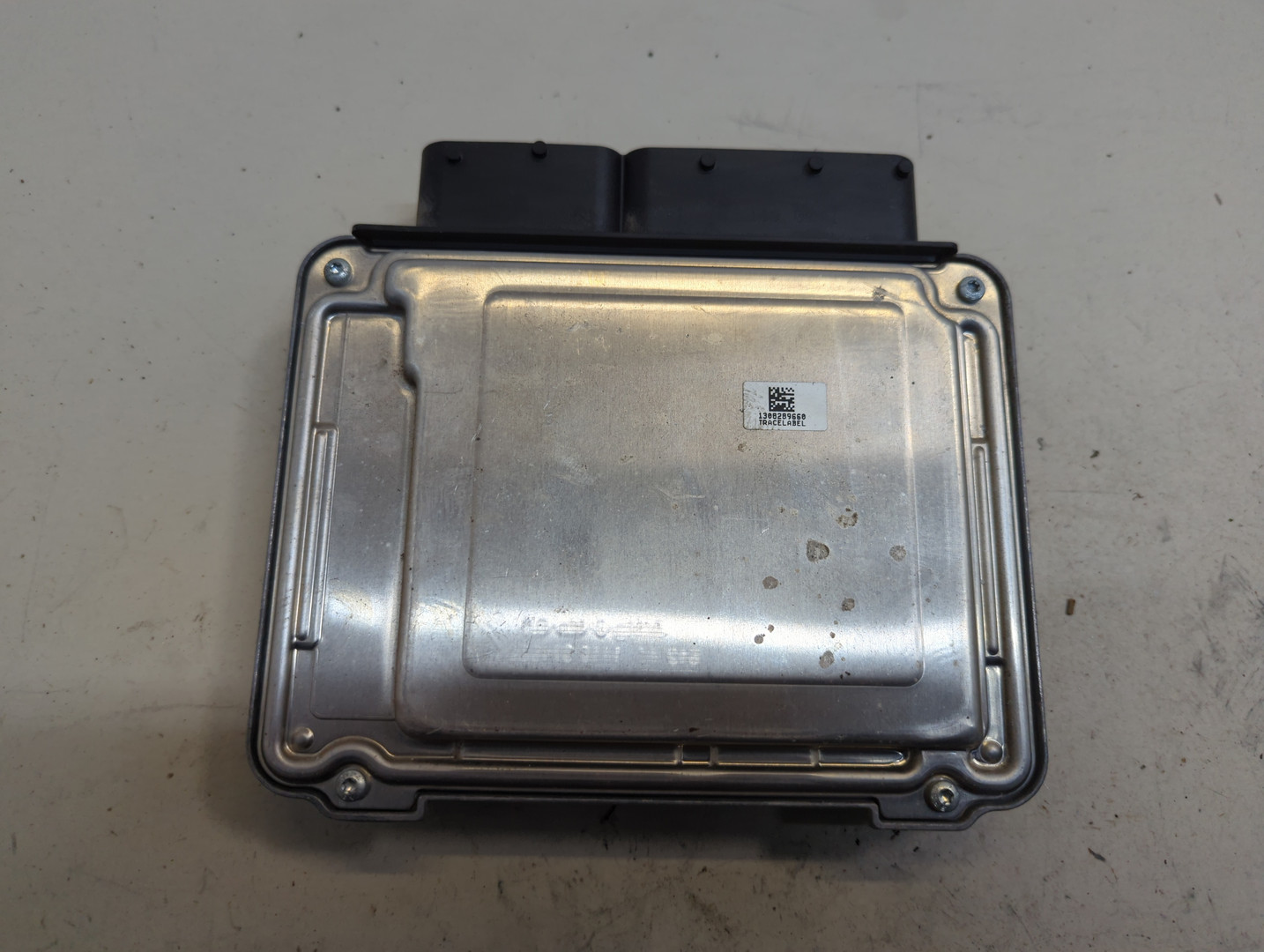 Блок управления двигателем