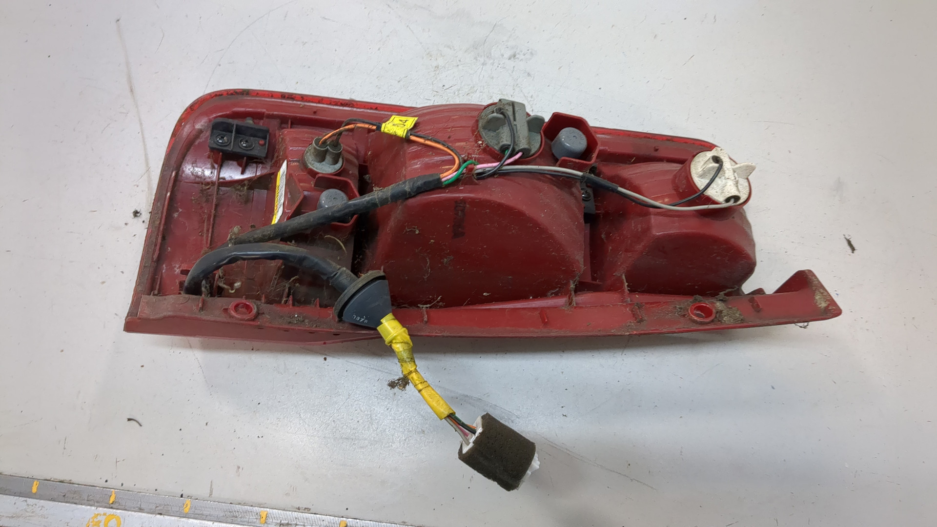 Фонарь задний правый