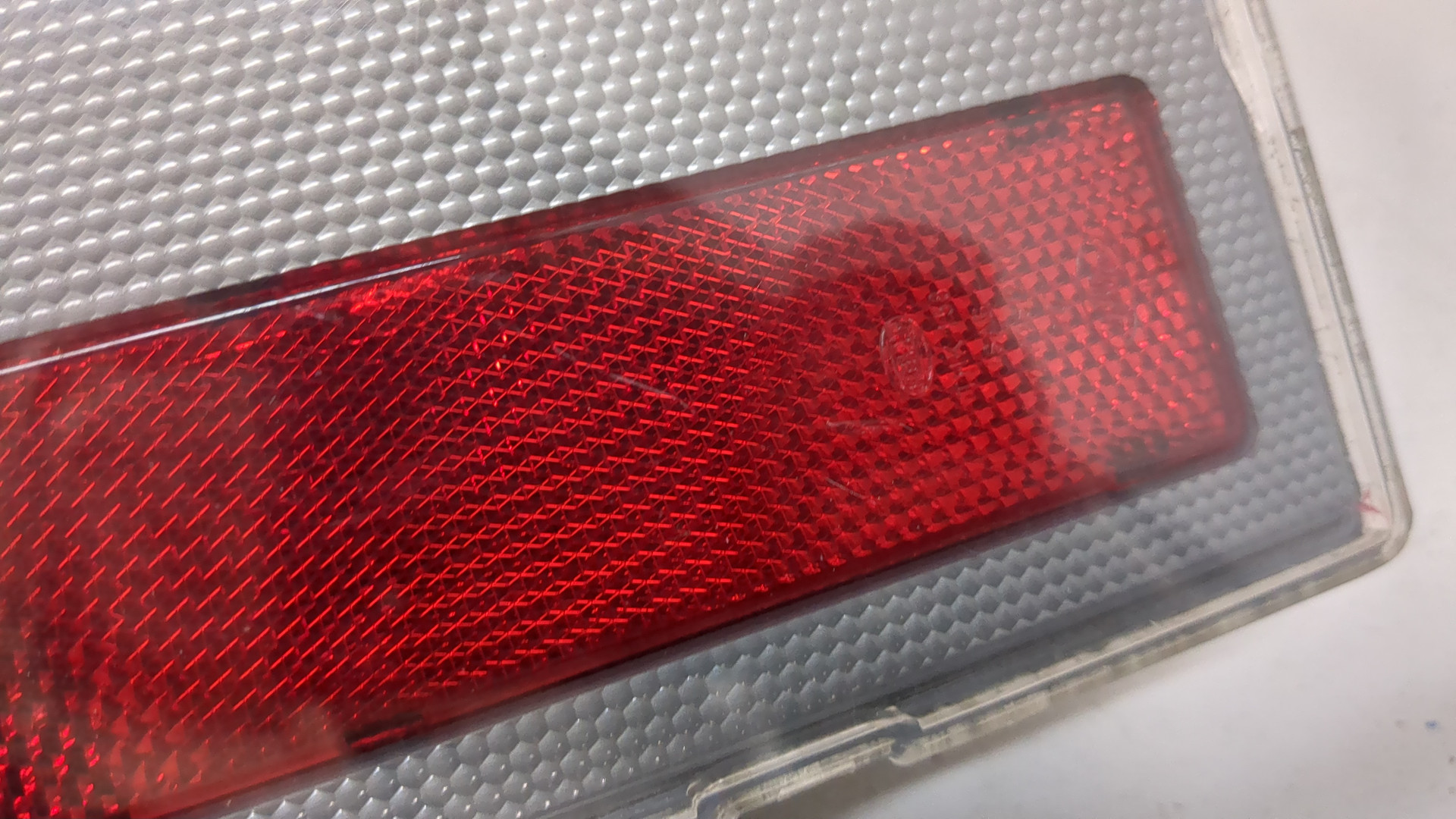 Фонарь задний левый