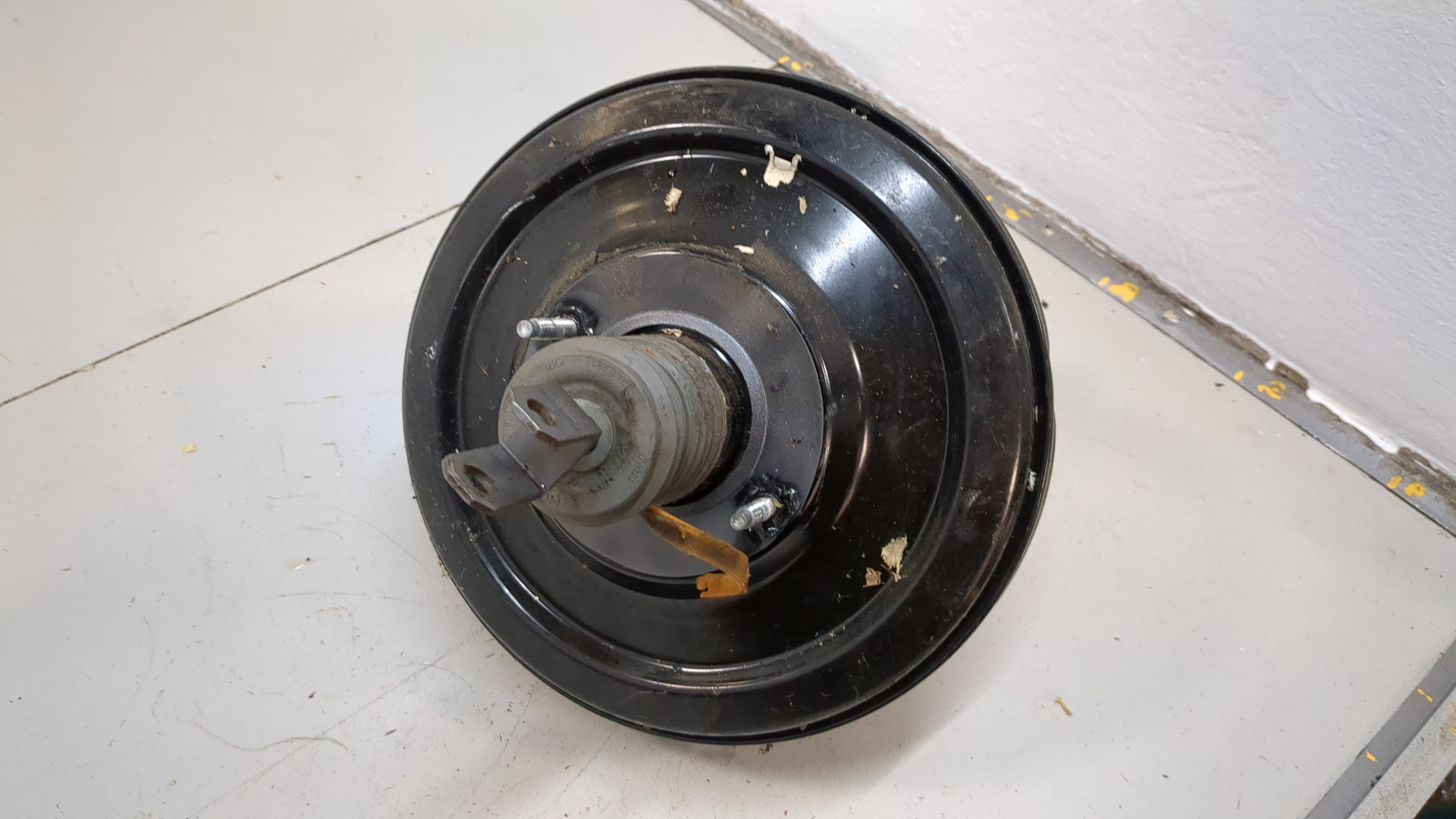 Цилиндр тормозной главный