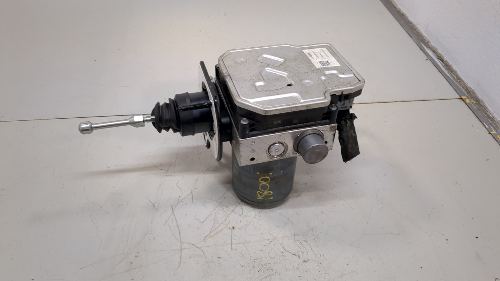 Цилиндр тормозной главный