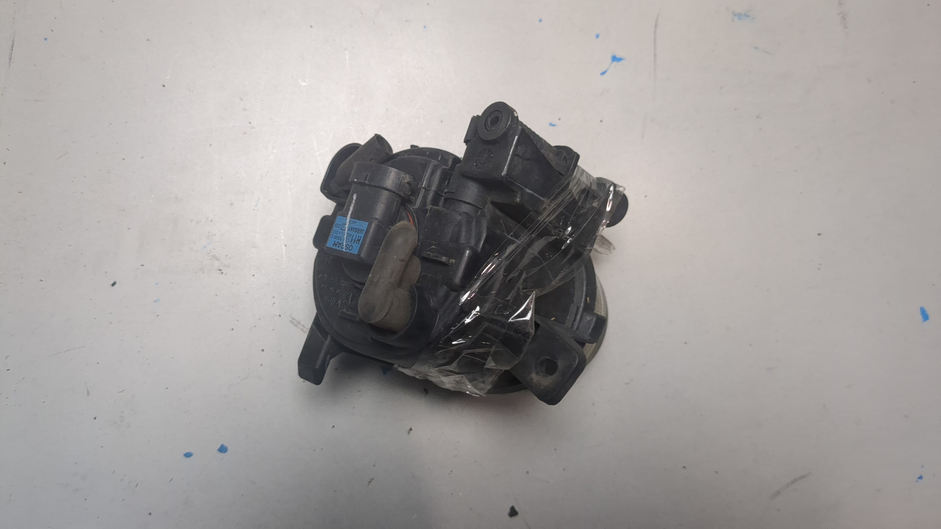 Фара противотуманная правая