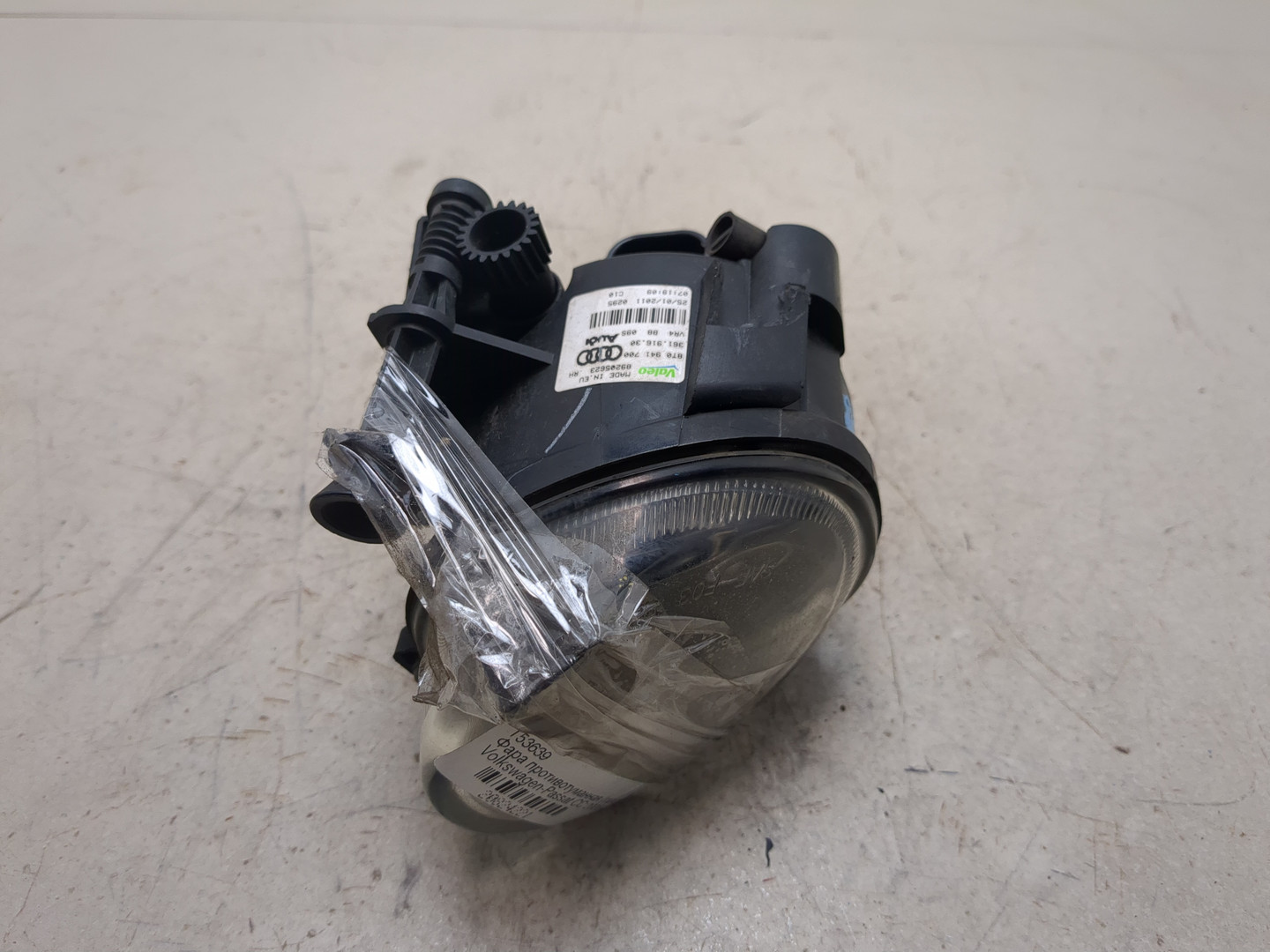 Фара противотуманная правая