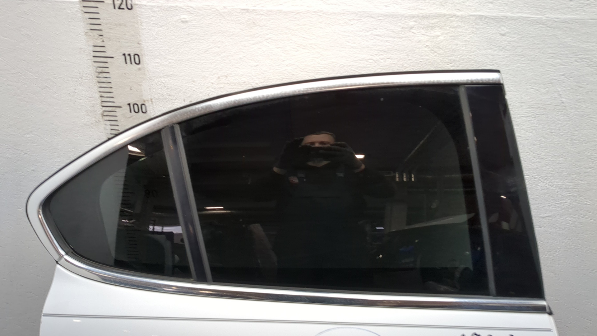 Дверь задняя правая