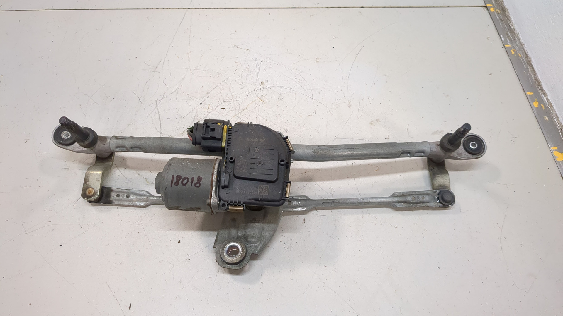 Трапеция стеклоочистителей