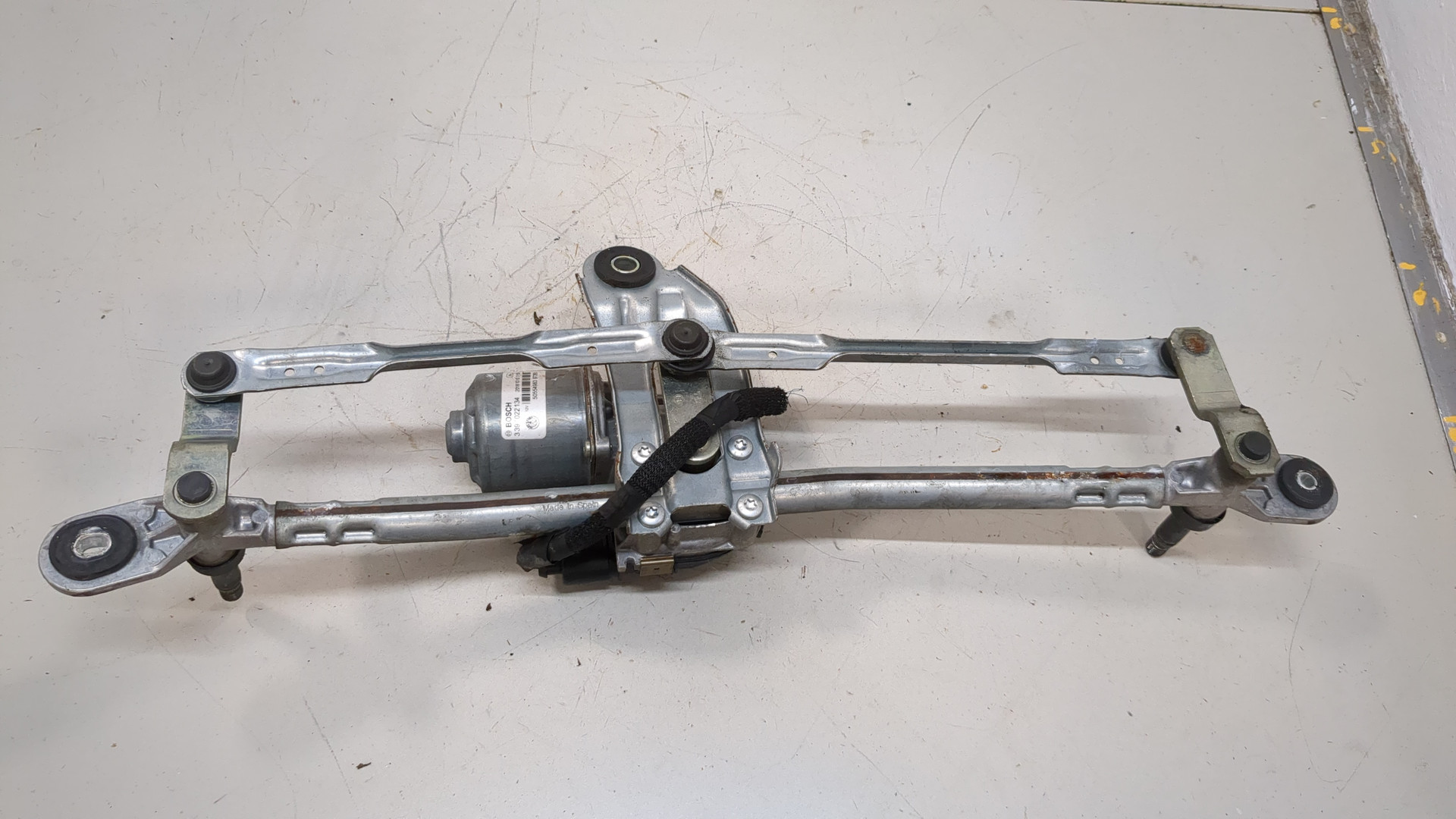 Трапеция стеклоочистителей