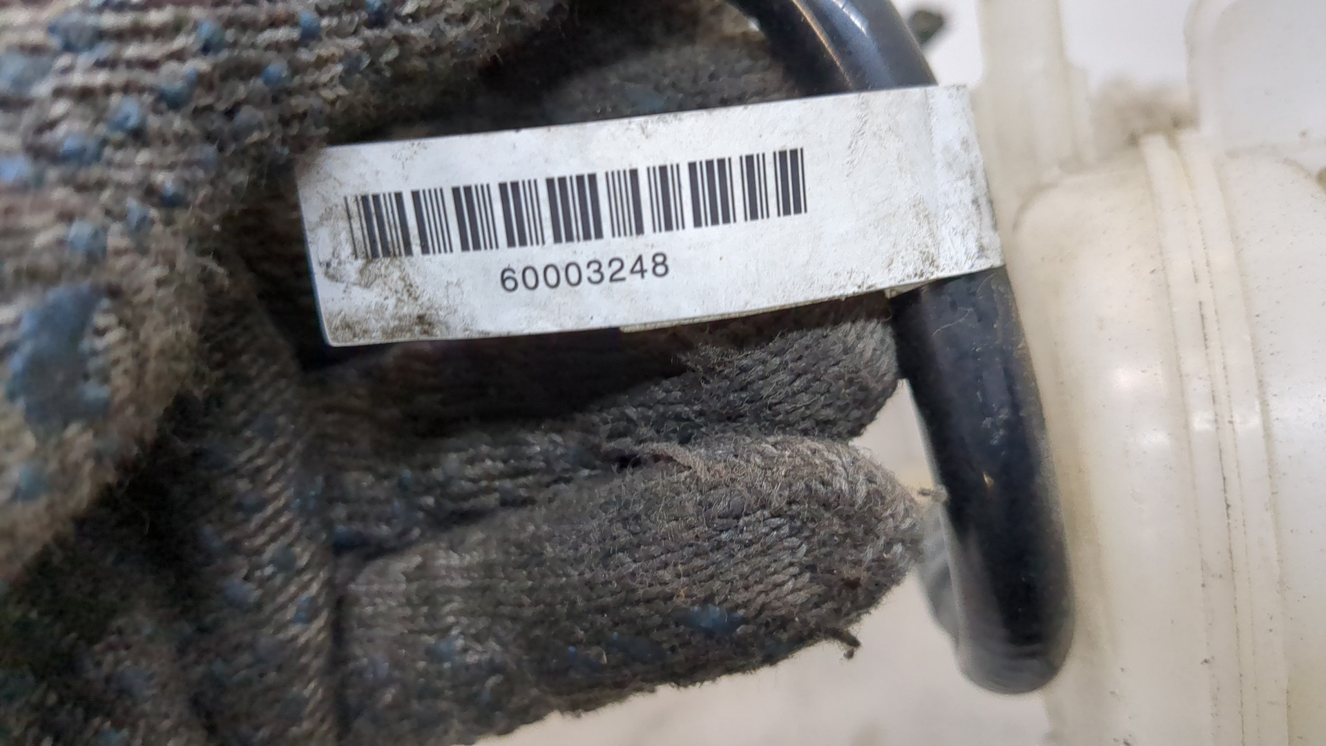 Бачок главного тормозного цилиндра