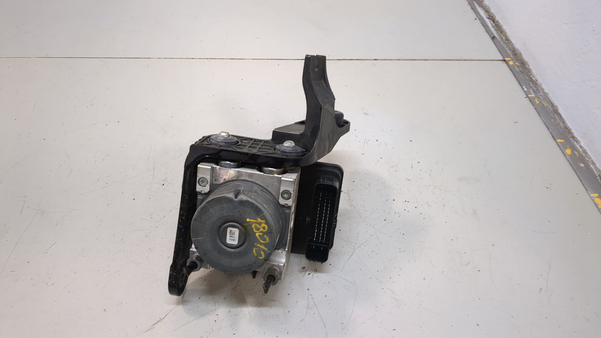 Блок ABS (насос)