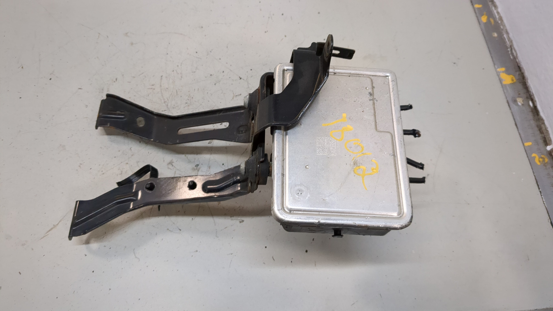 Блок ABS (насос)