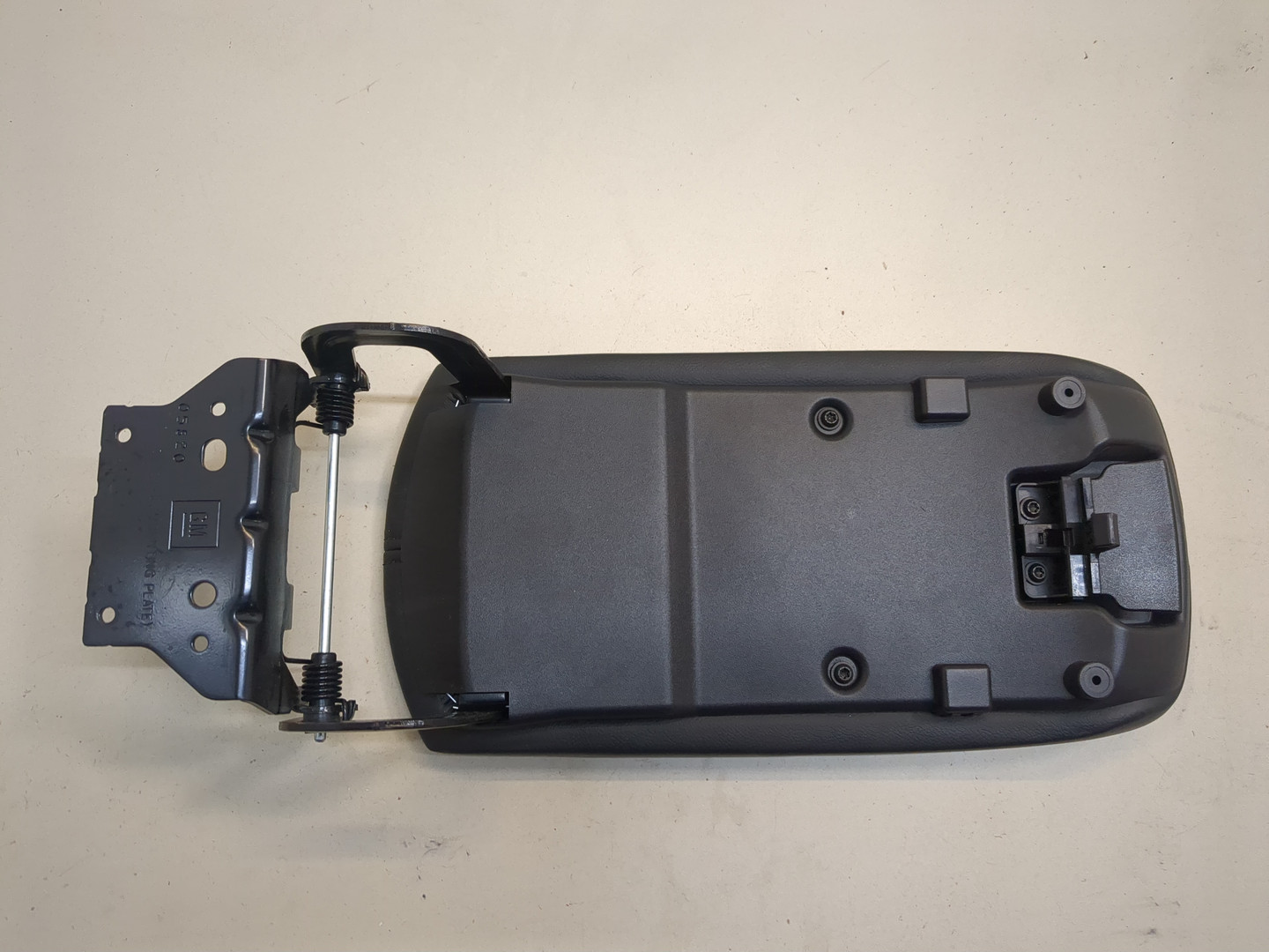 Подлокотник