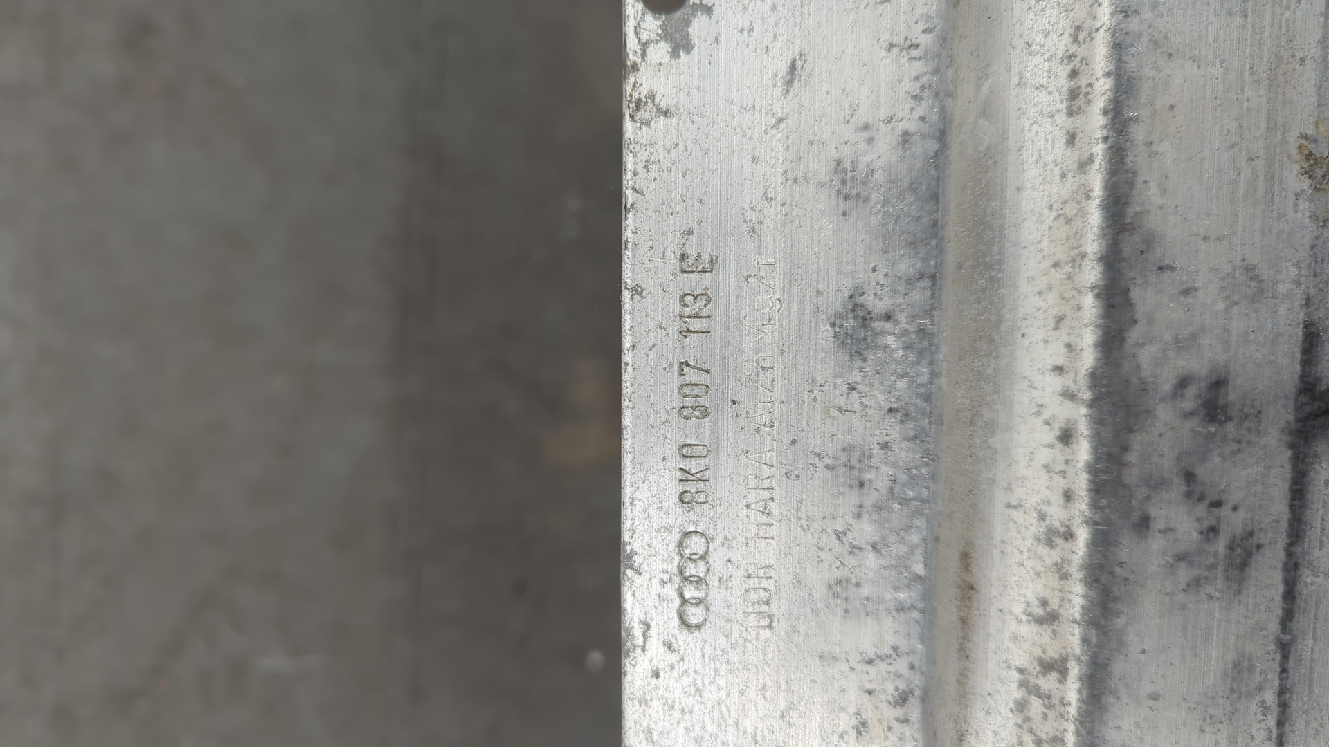 Усилитель переднего бампера