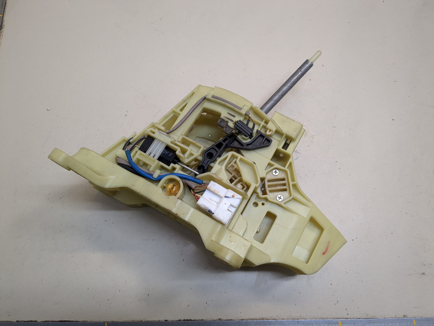 Кулиса МКПП / АКПП