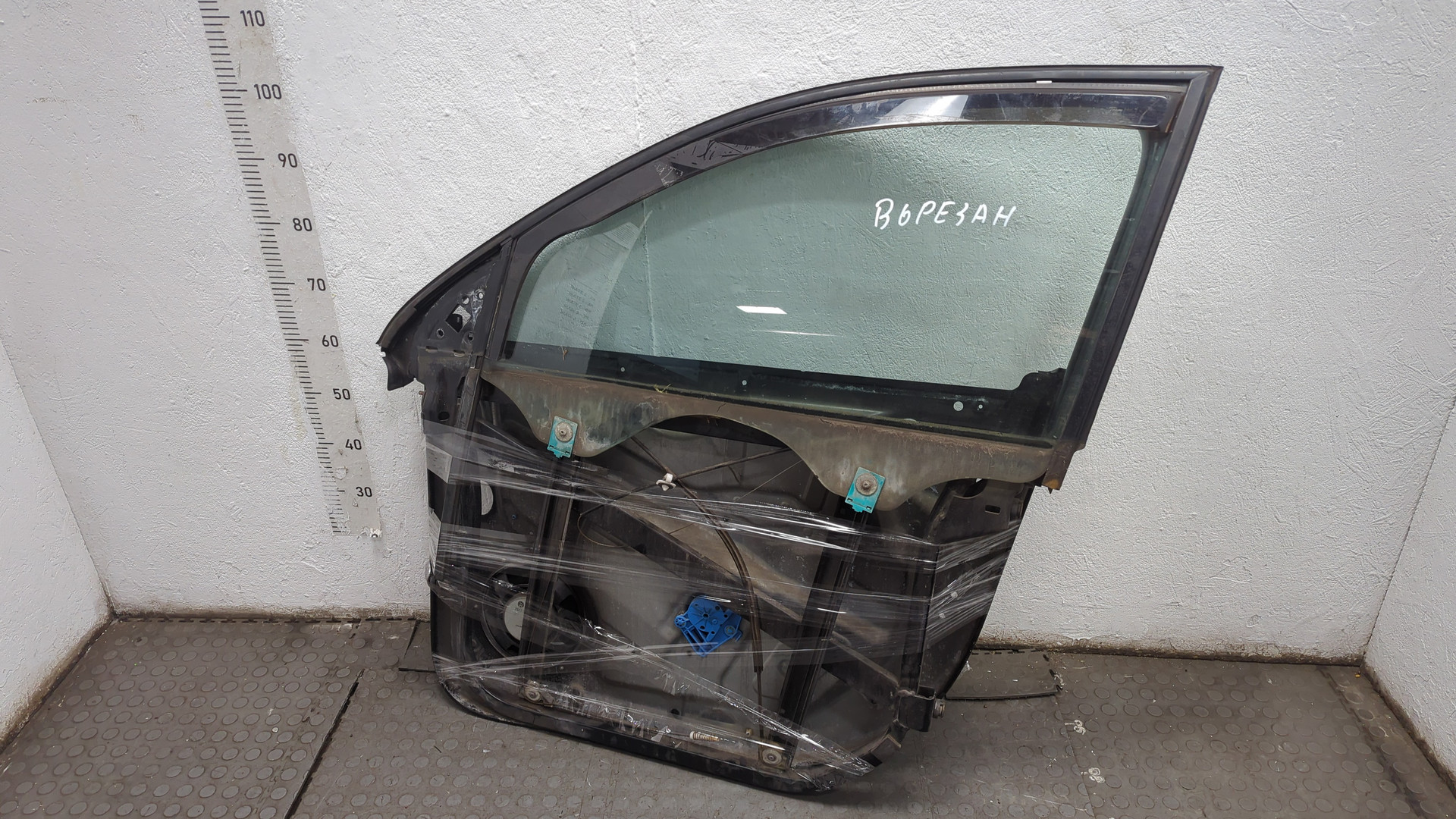 Стеклоподъемник электр. передний левый