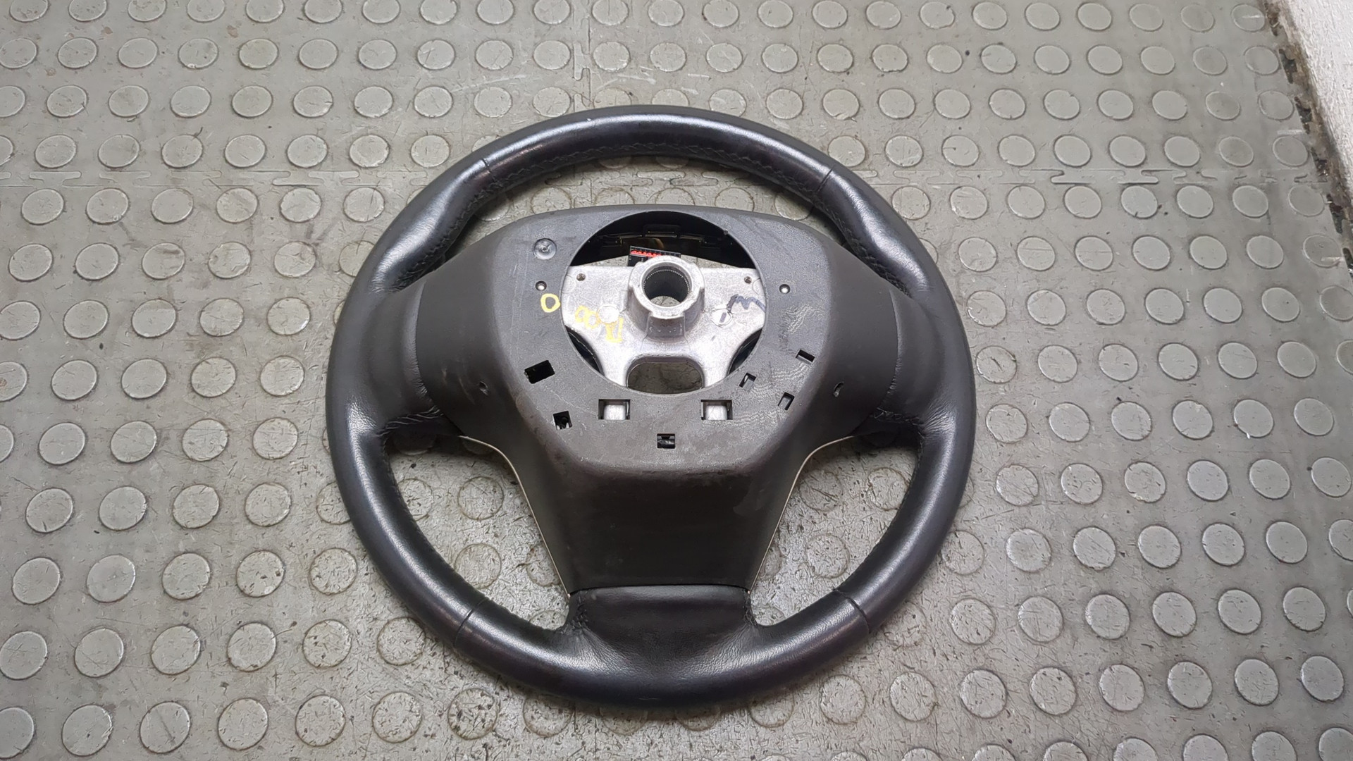 Рулевое колесо (руль)