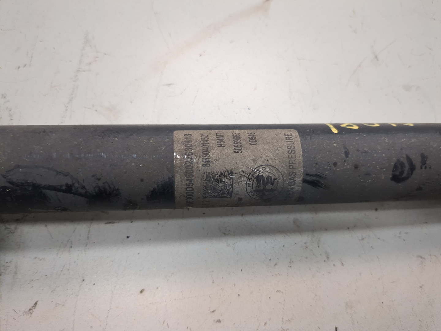 Амортизатор задний (стойка)