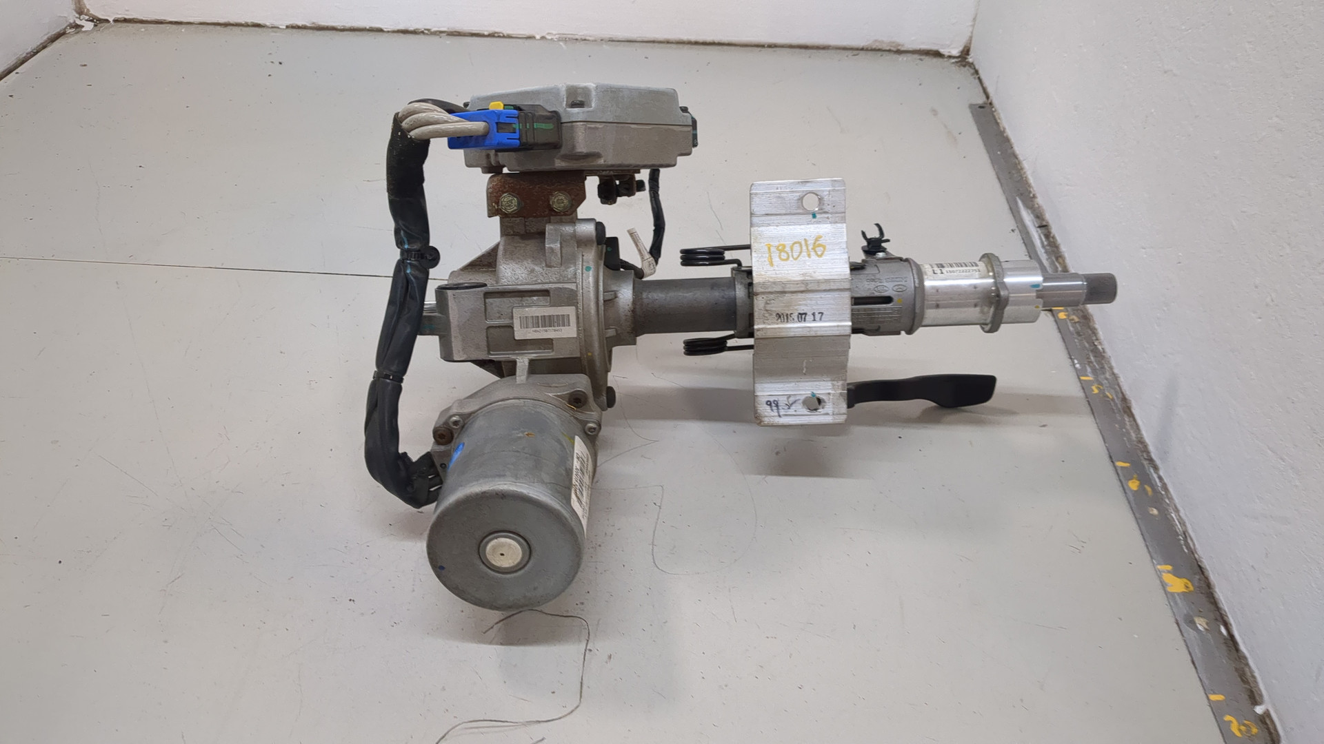 Серводвигатель рулевой рейки