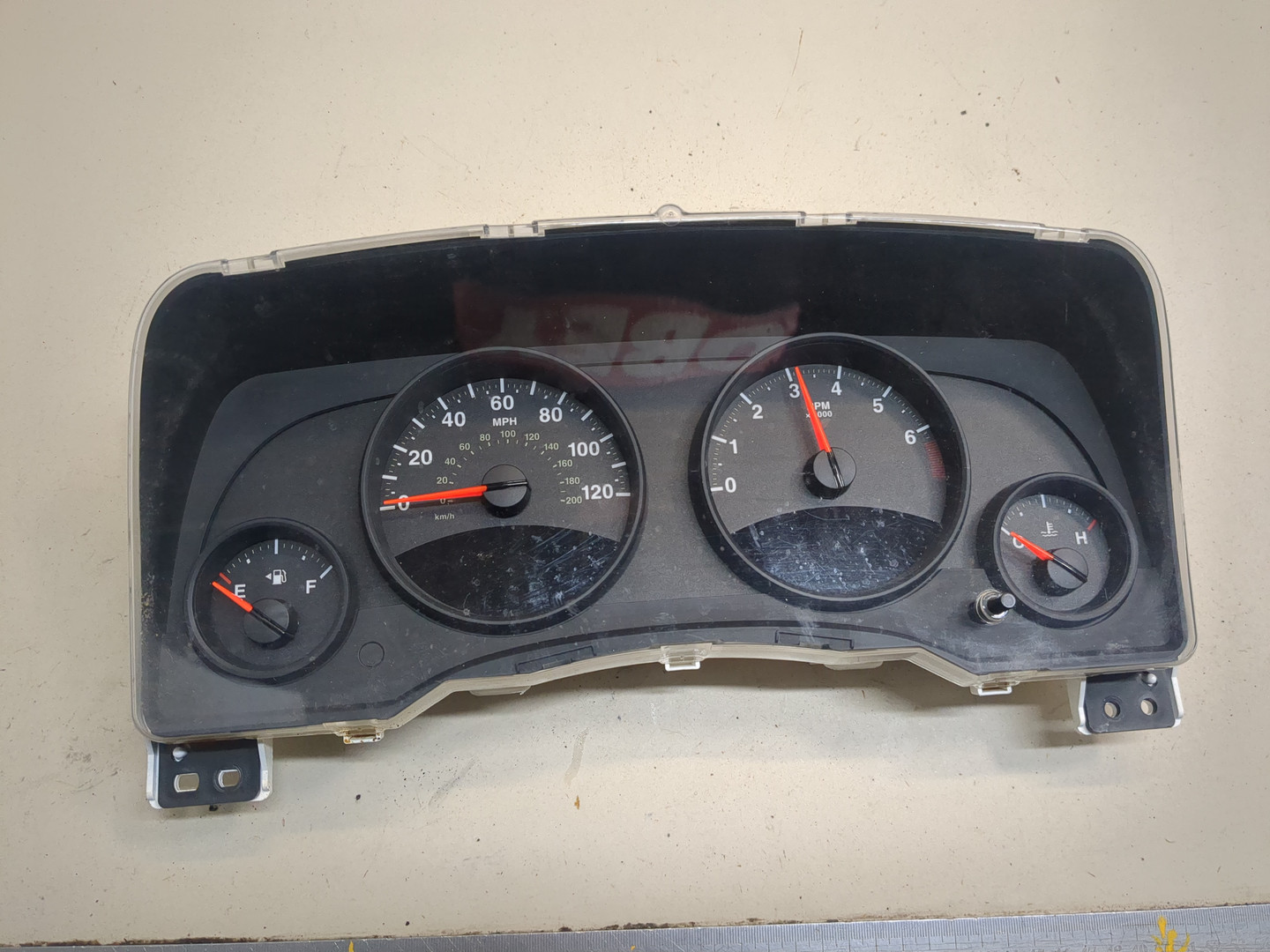 Панель приборов