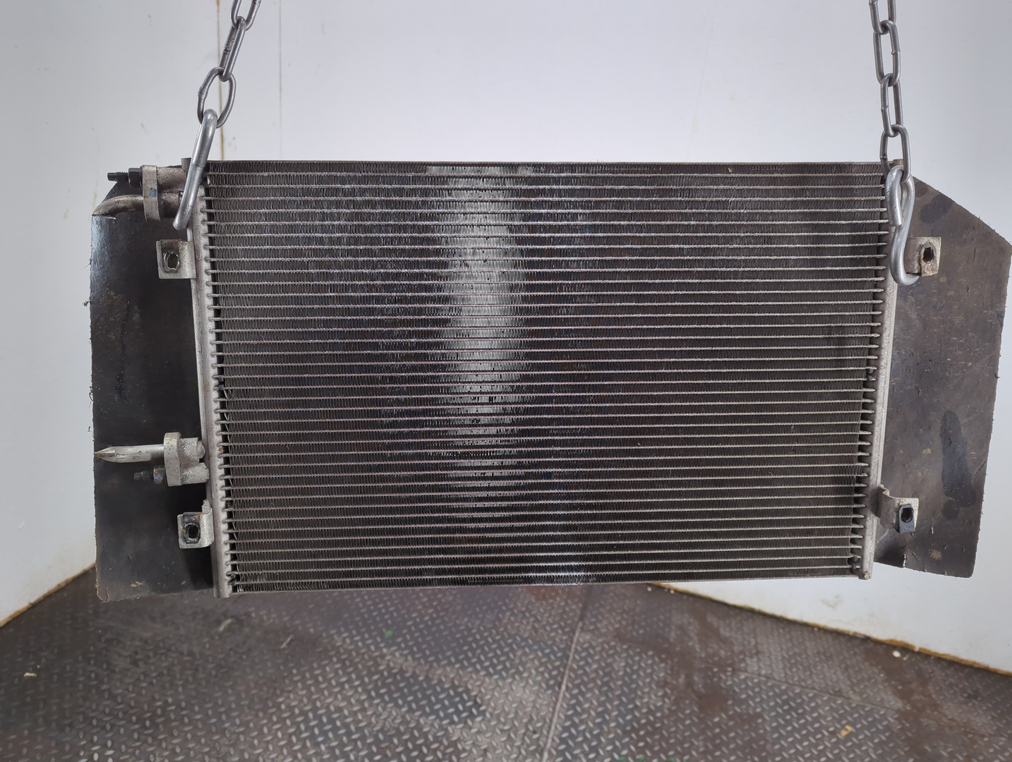 Радиатор кондиционера / конденсер