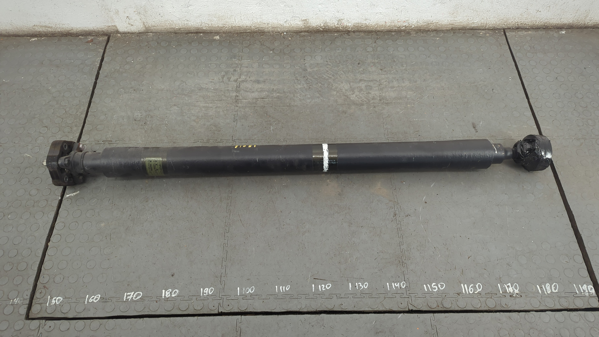 Вал карданный задний