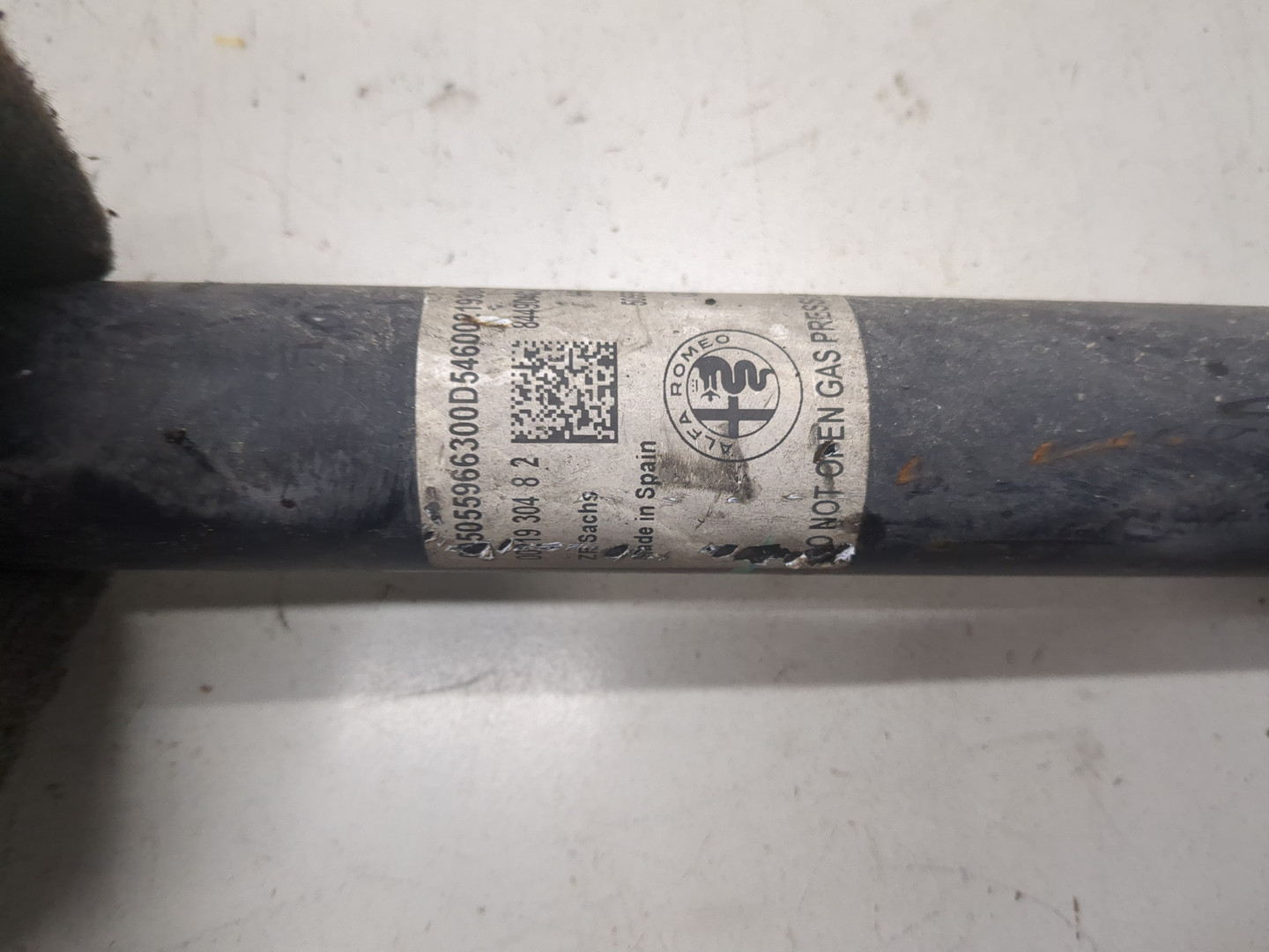 Амортизатор задний (стойка)