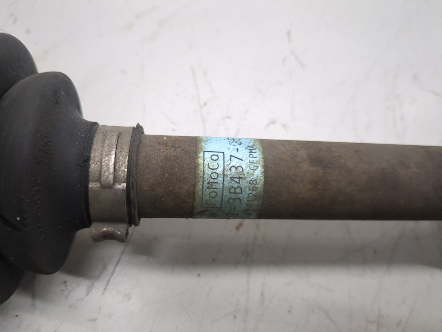 Полуось передняя левая