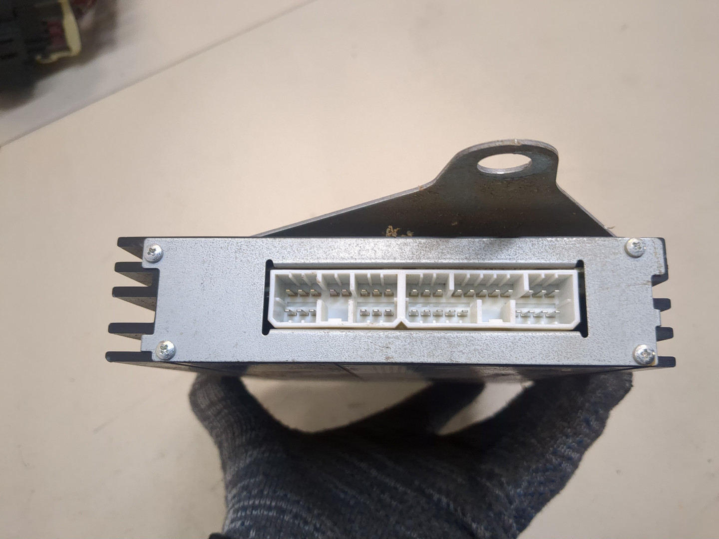 Усилитель акустической системы