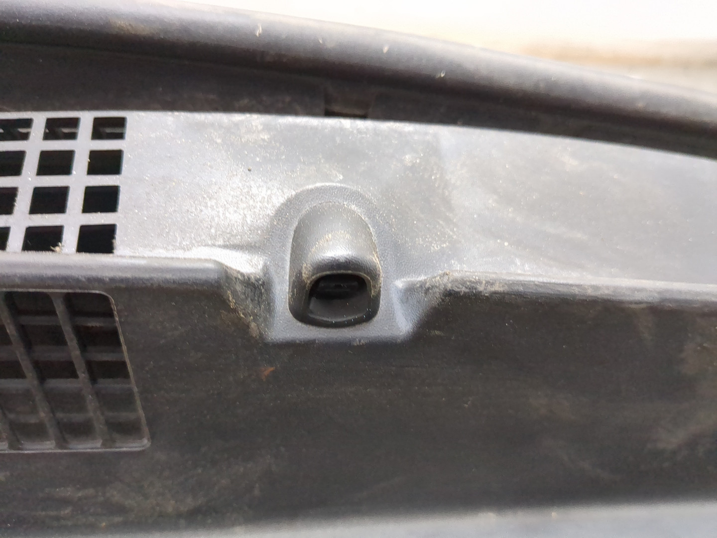 Решетка стеклоочистителей (Жабо)