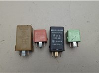 12631742690, 61358365960, 61368373700, 61368384505 Реле в ассортименте BMW 7 E38 1994-2001 20824835 #1