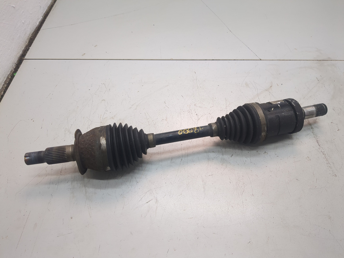 Полуось передняя левая