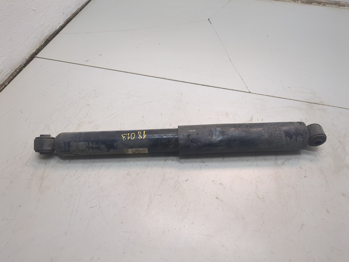 Амортизатор задний (стойка)