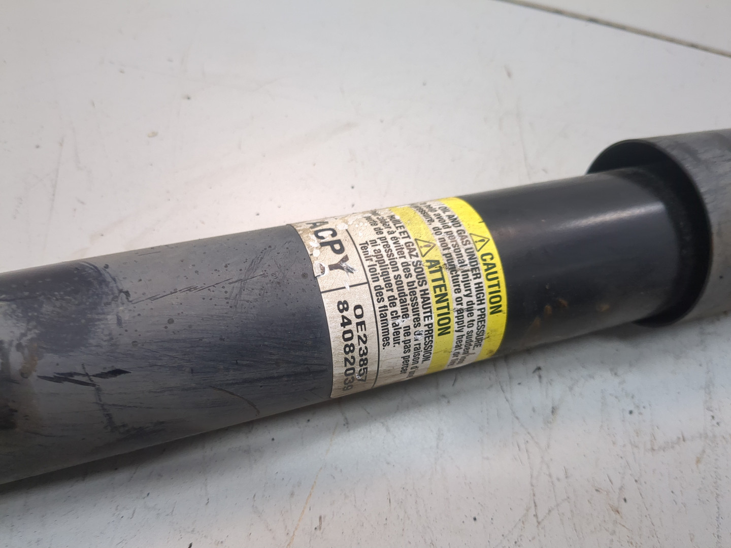 Амортизатор задний (стойка)